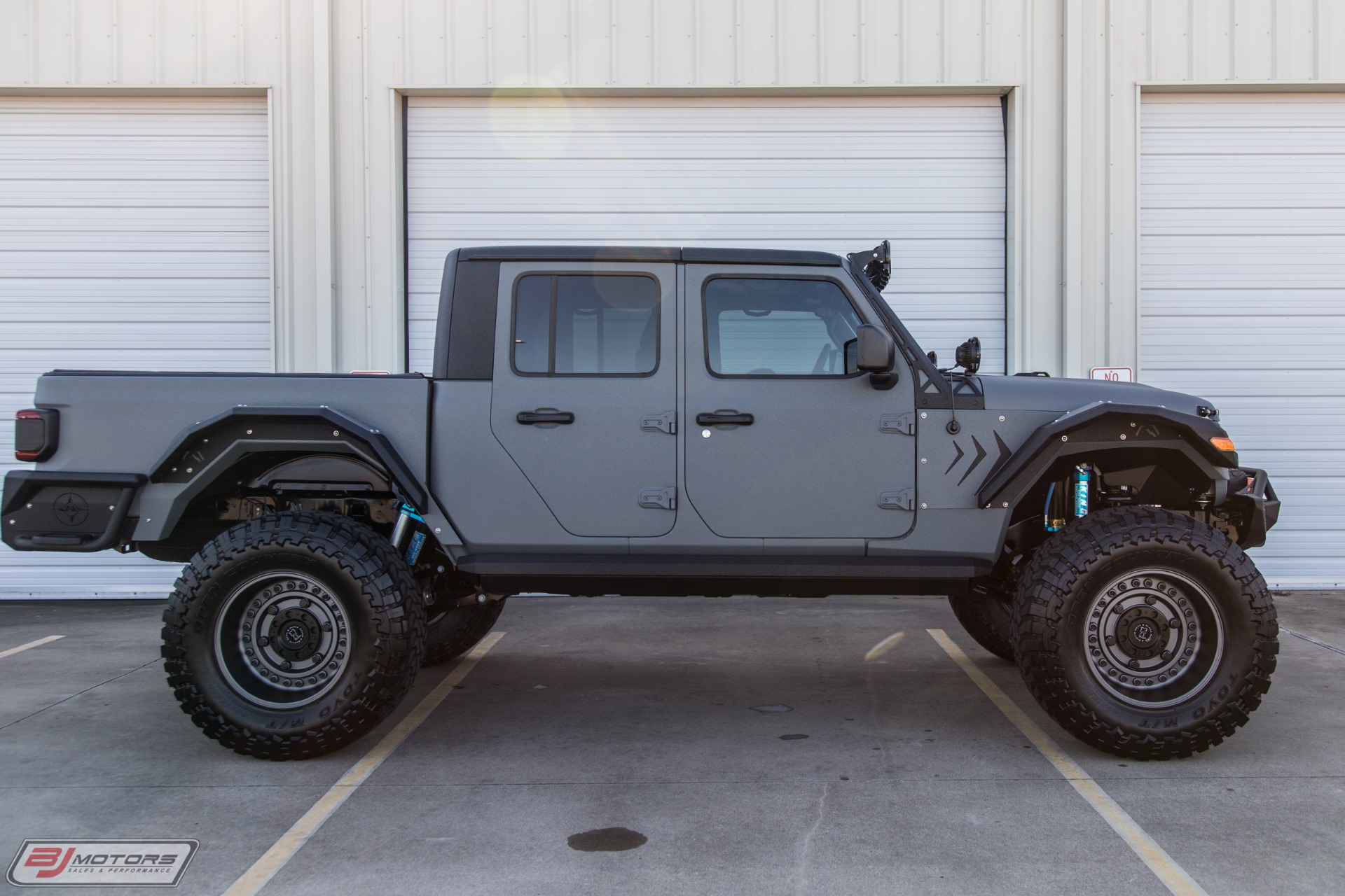 Used-2020-Jeep-Gladiator-Sport