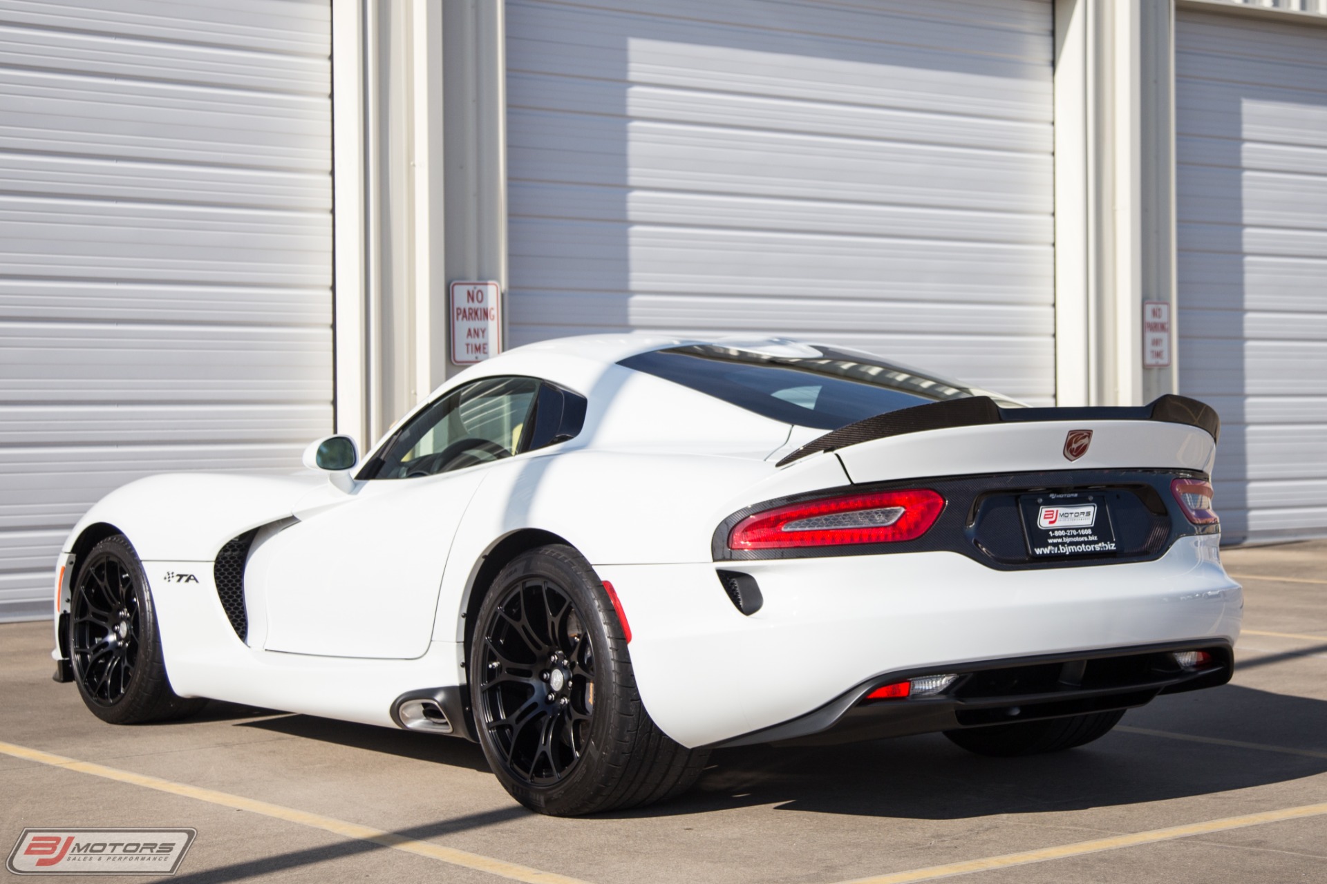 Used-2014-Dodge-Viper-TA-10