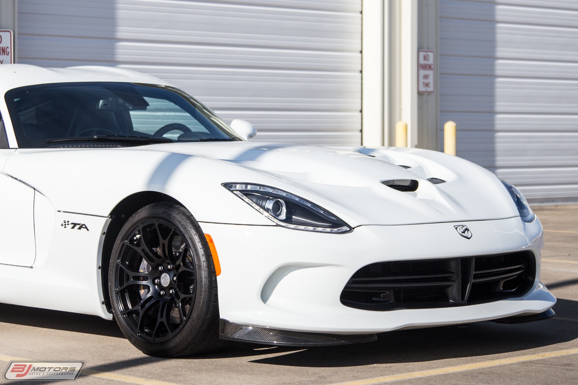 Used-2014-Dodge-Viper-TA-10