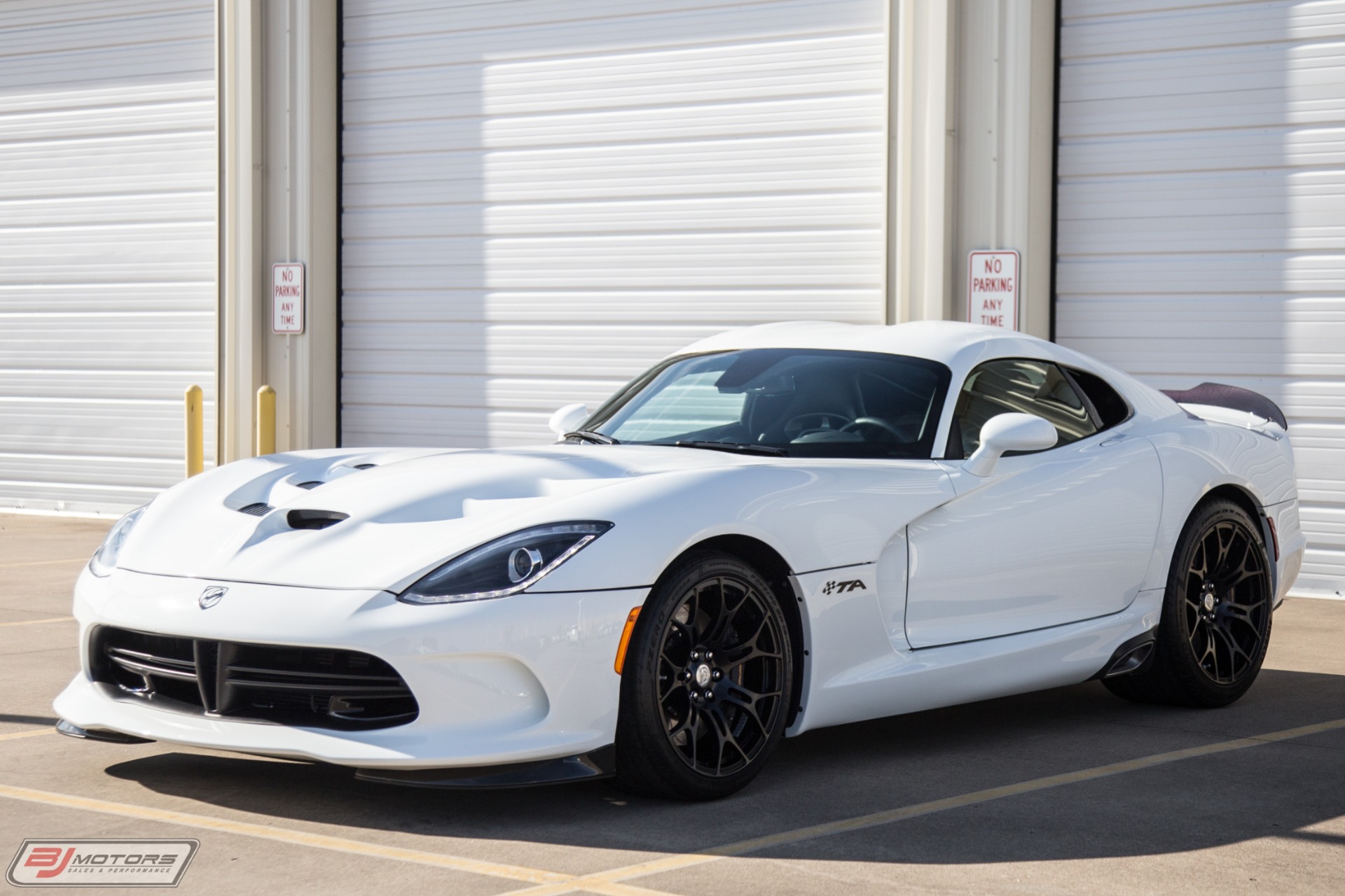 Used-2014-Dodge-Viper-TA-10