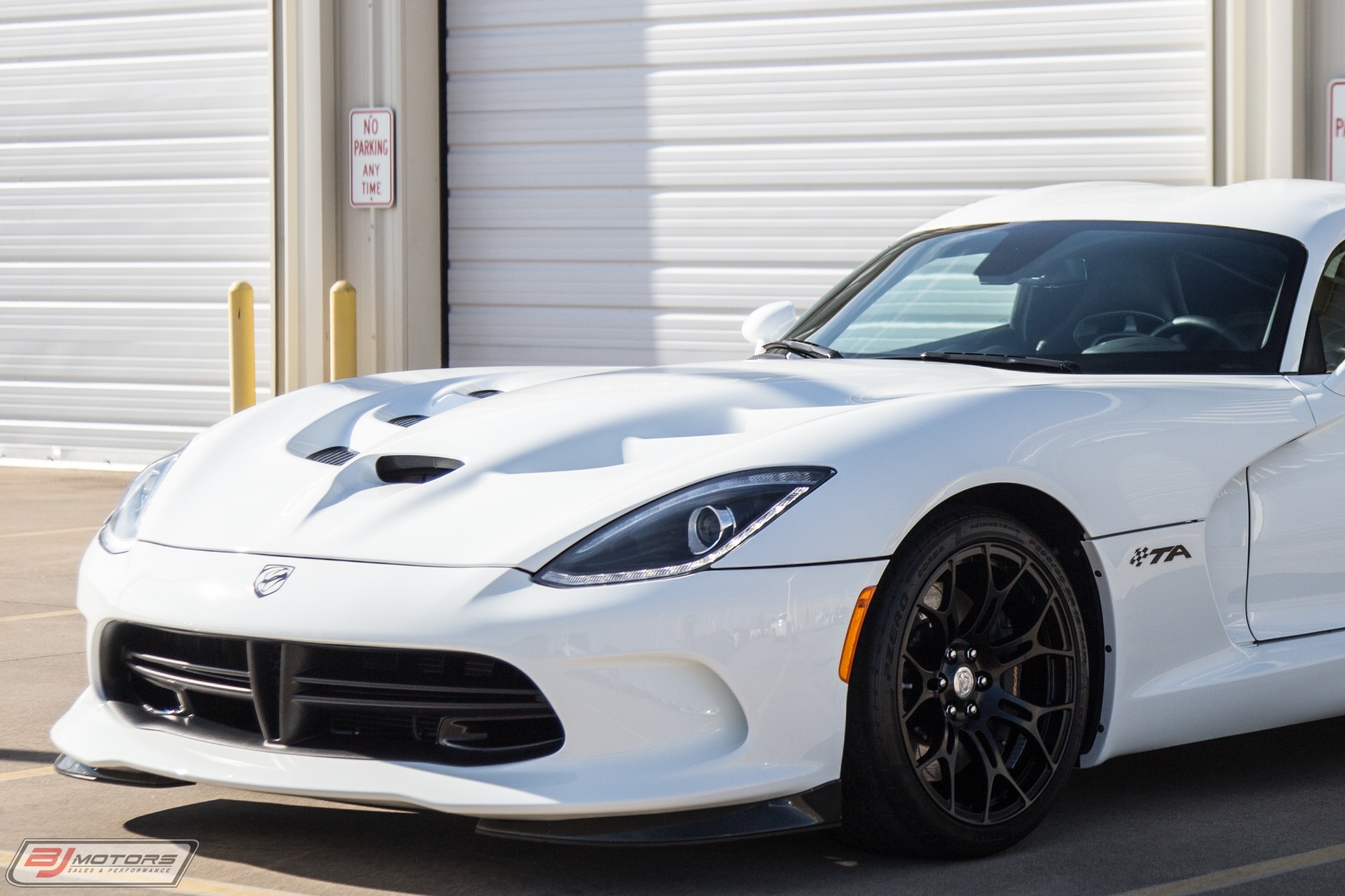 Used-2014-Dodge-Viper-TA-10