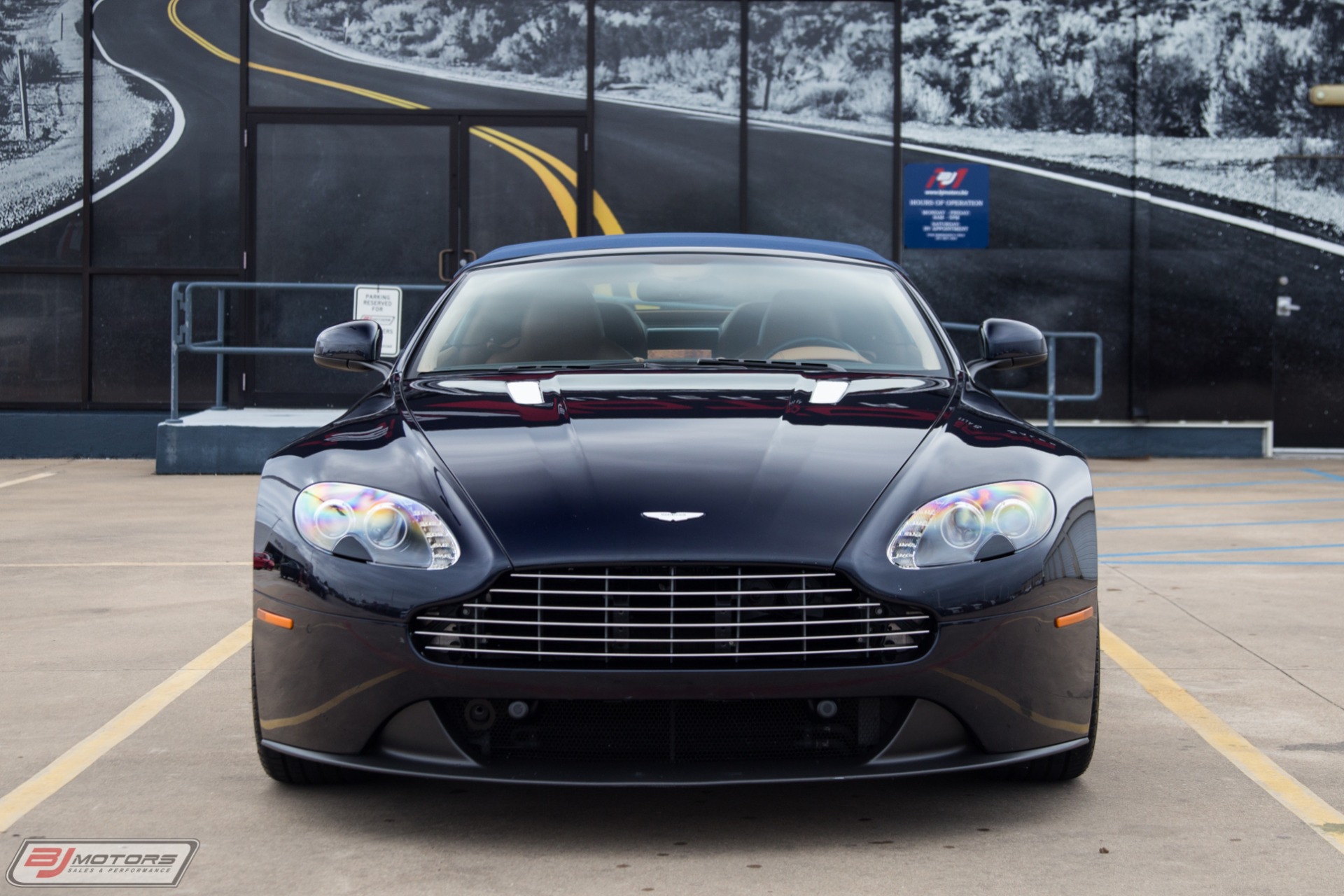 Used-2012-Aston-Martin-V8-Vantage-Roadster