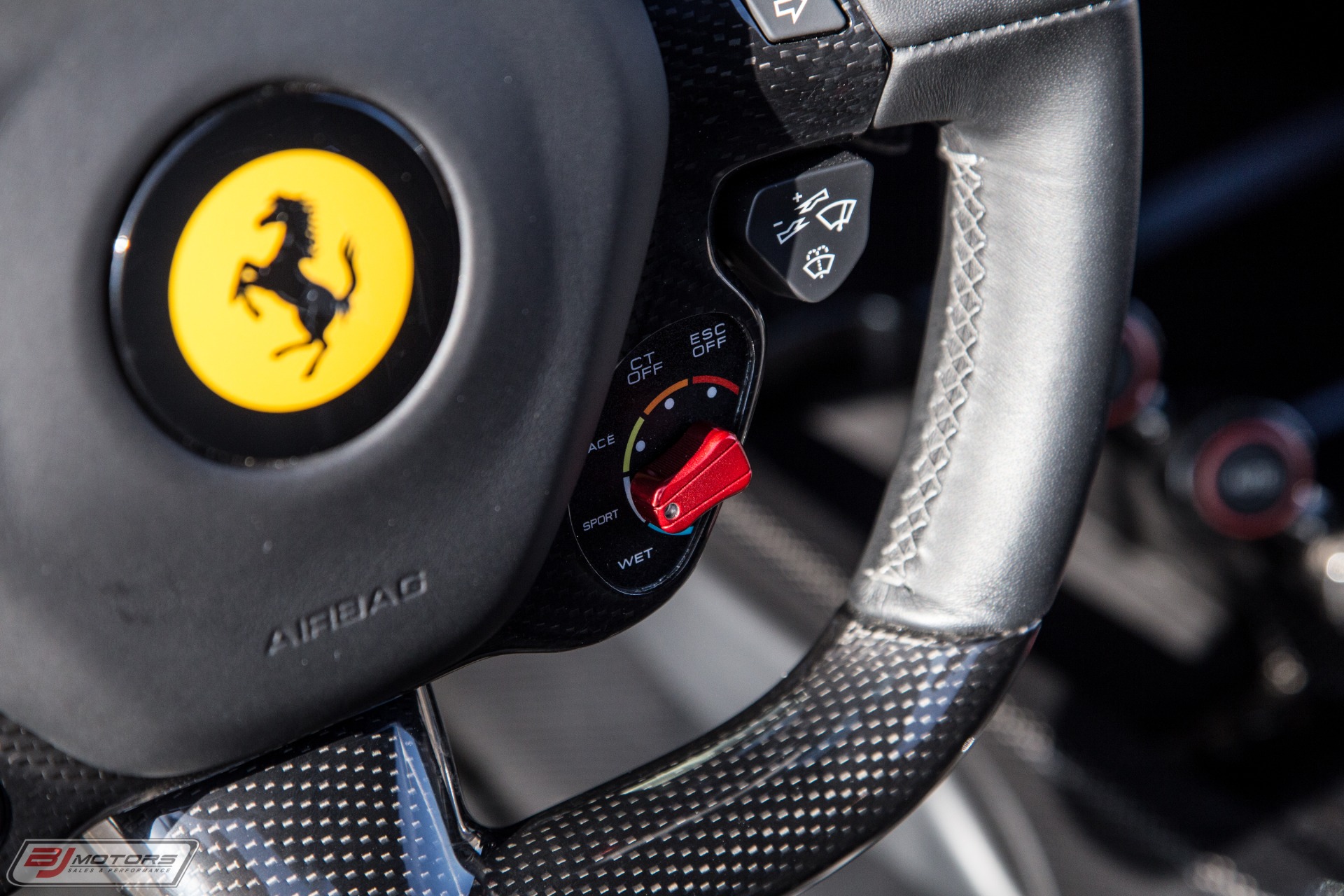 Used-2014-Ferrari-LaFerrari