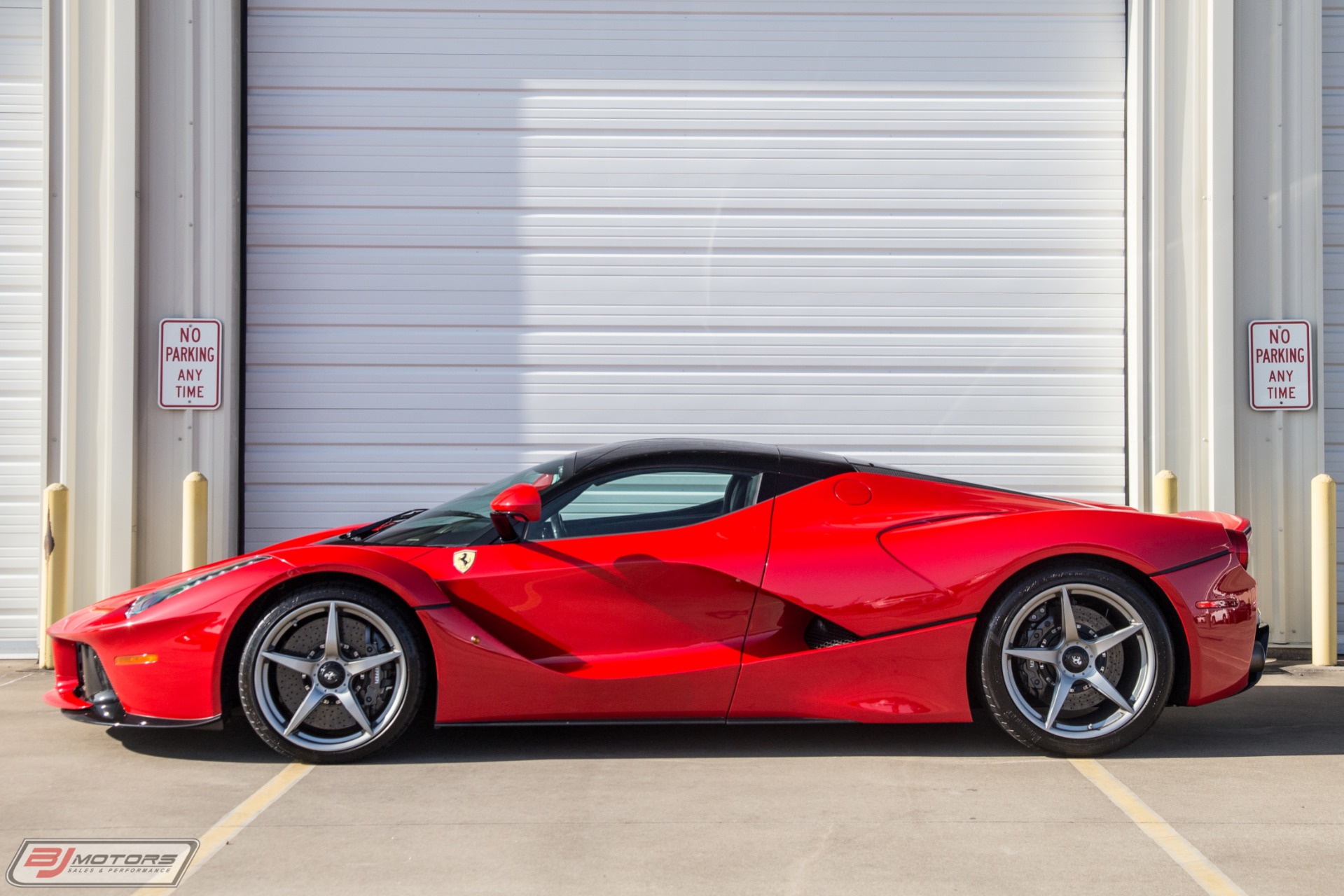 Used-2014-Ferrari-LaFerrari