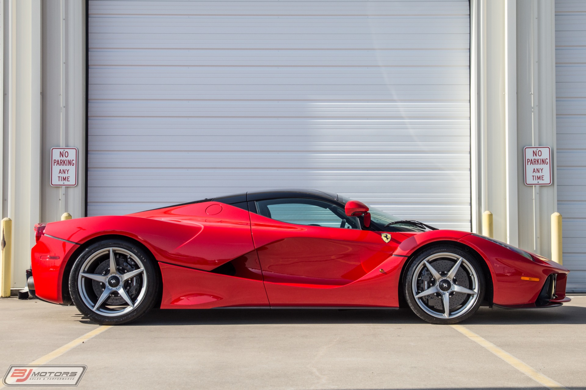 Used-2014-Ferrari-LaFerrari