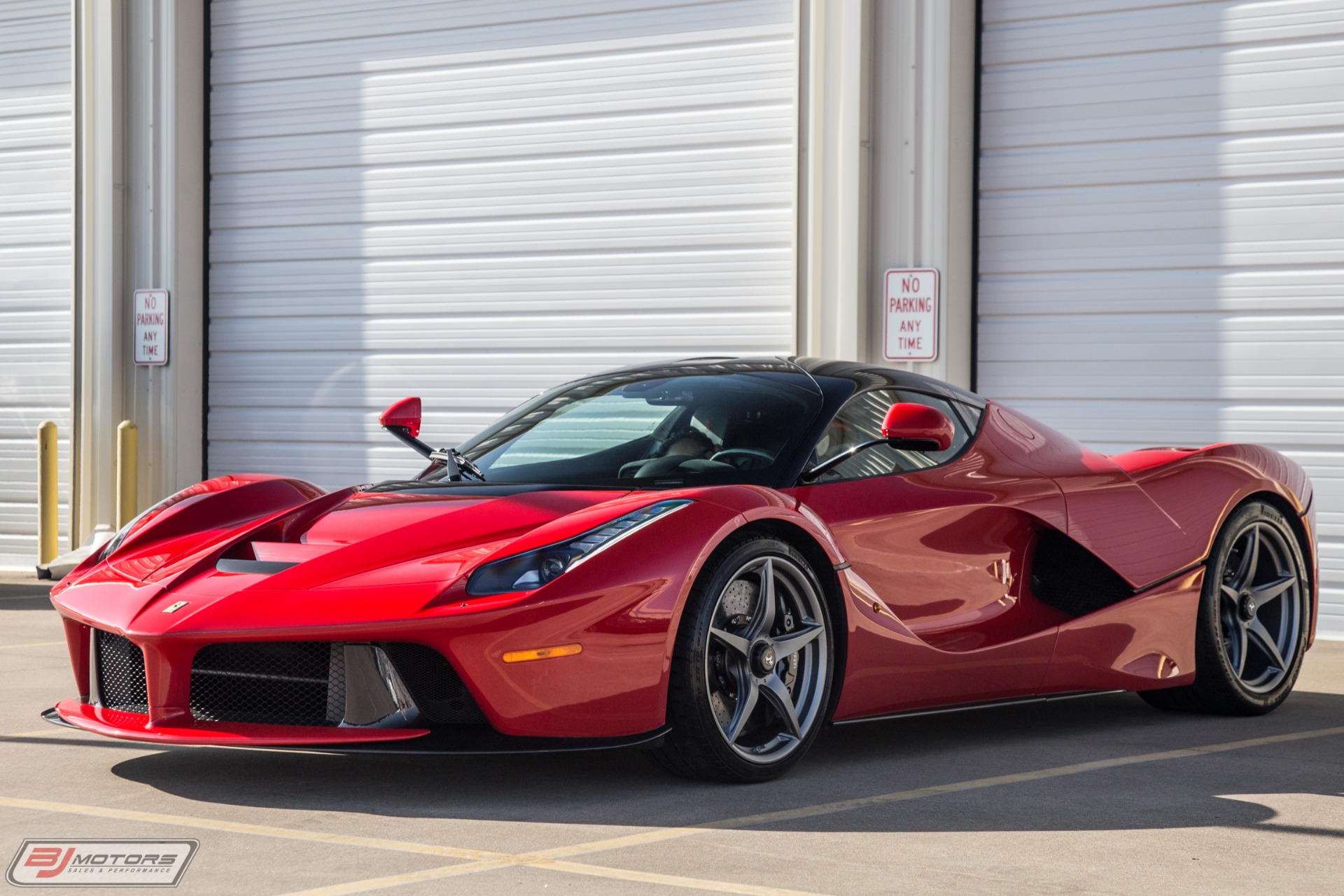 Used-2014-Ferrari-LaFerrari