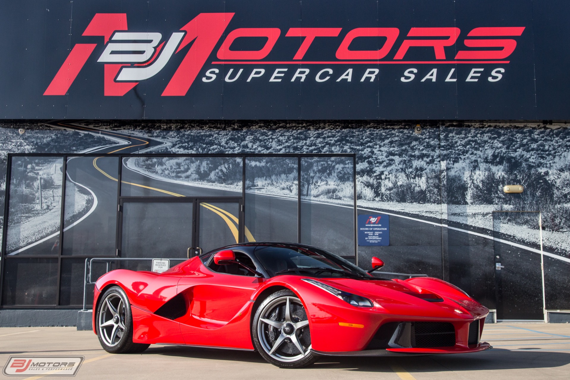 Used-2014-Ferrari-LaFerrari