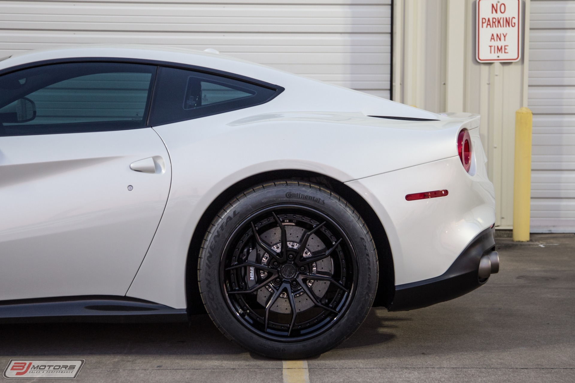 Used-2014-Ferrari-F12-Berlinetta