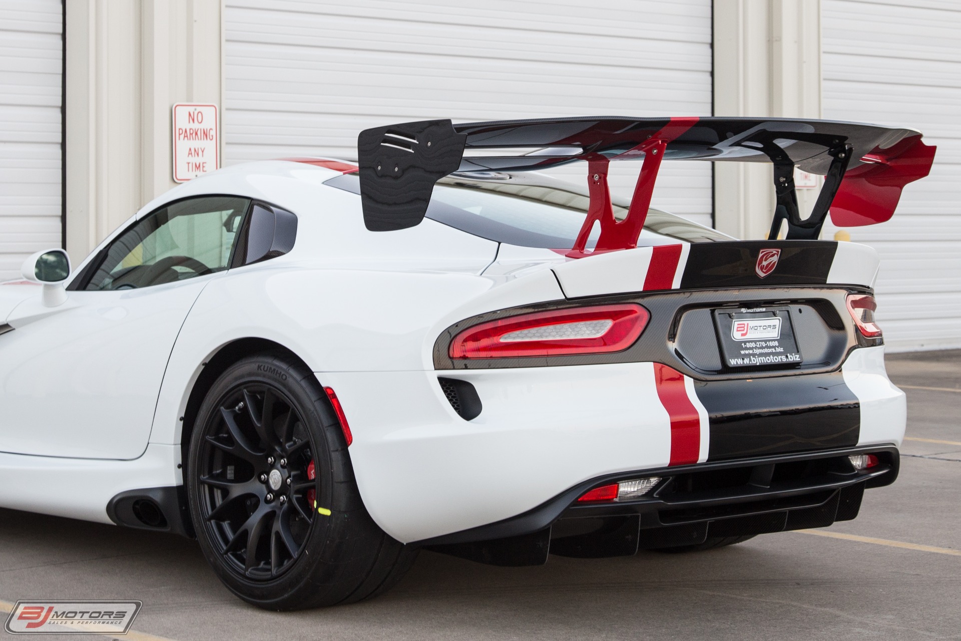 Used-2016-Dodge-Viper-ACR-Extreme