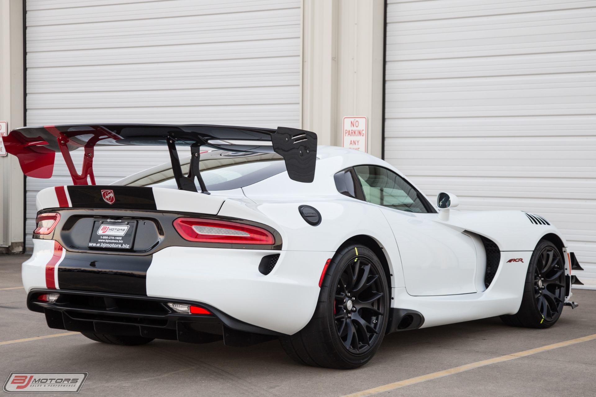 Used-2016-Dodge-Viper-ACR-Extreme