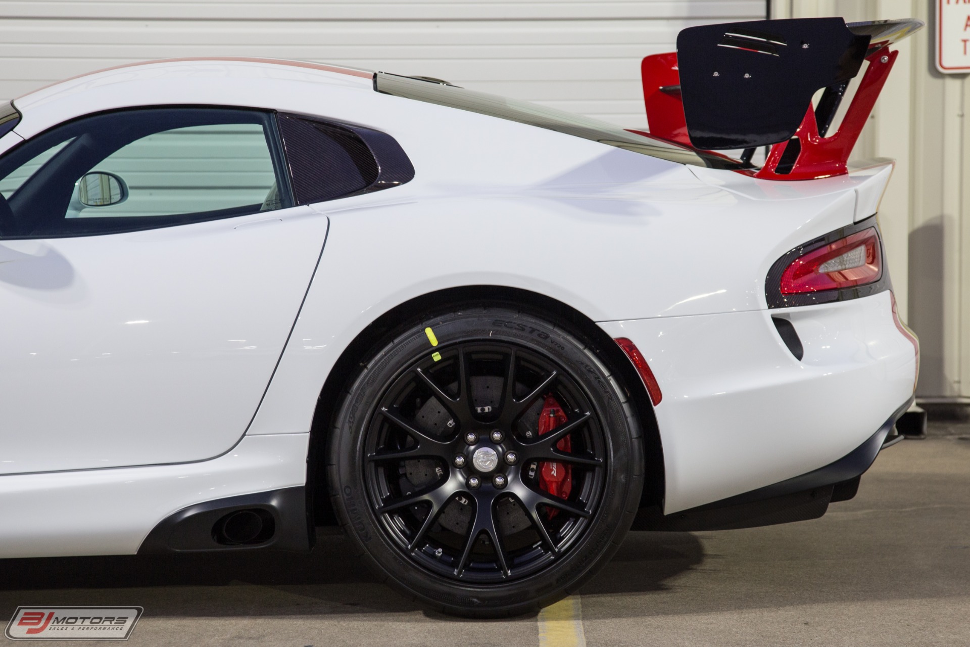 Used-2016-Dodge-Viper-ACR-Extreme