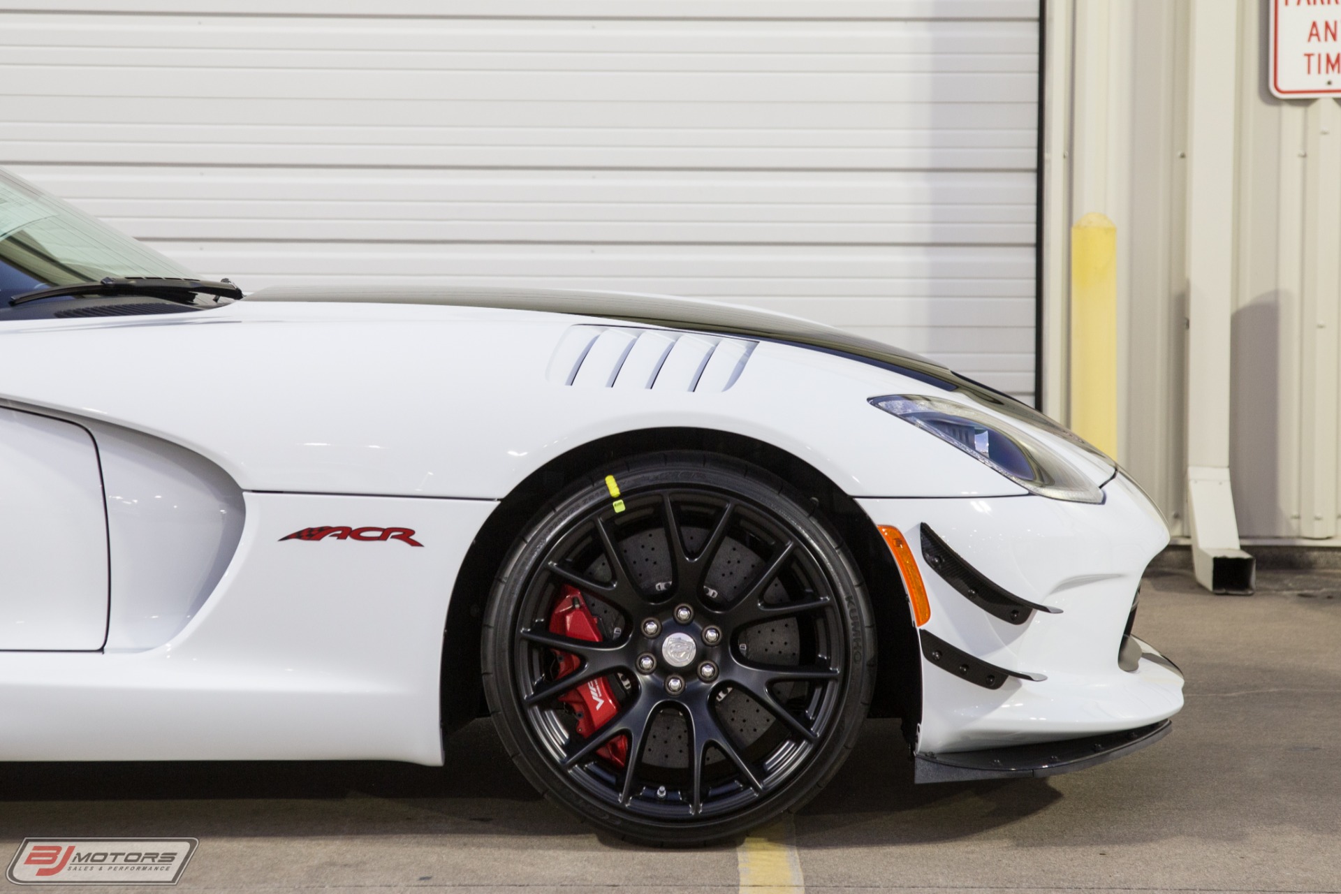 Used-2016-Dodge-Viper-ACR-Extreme