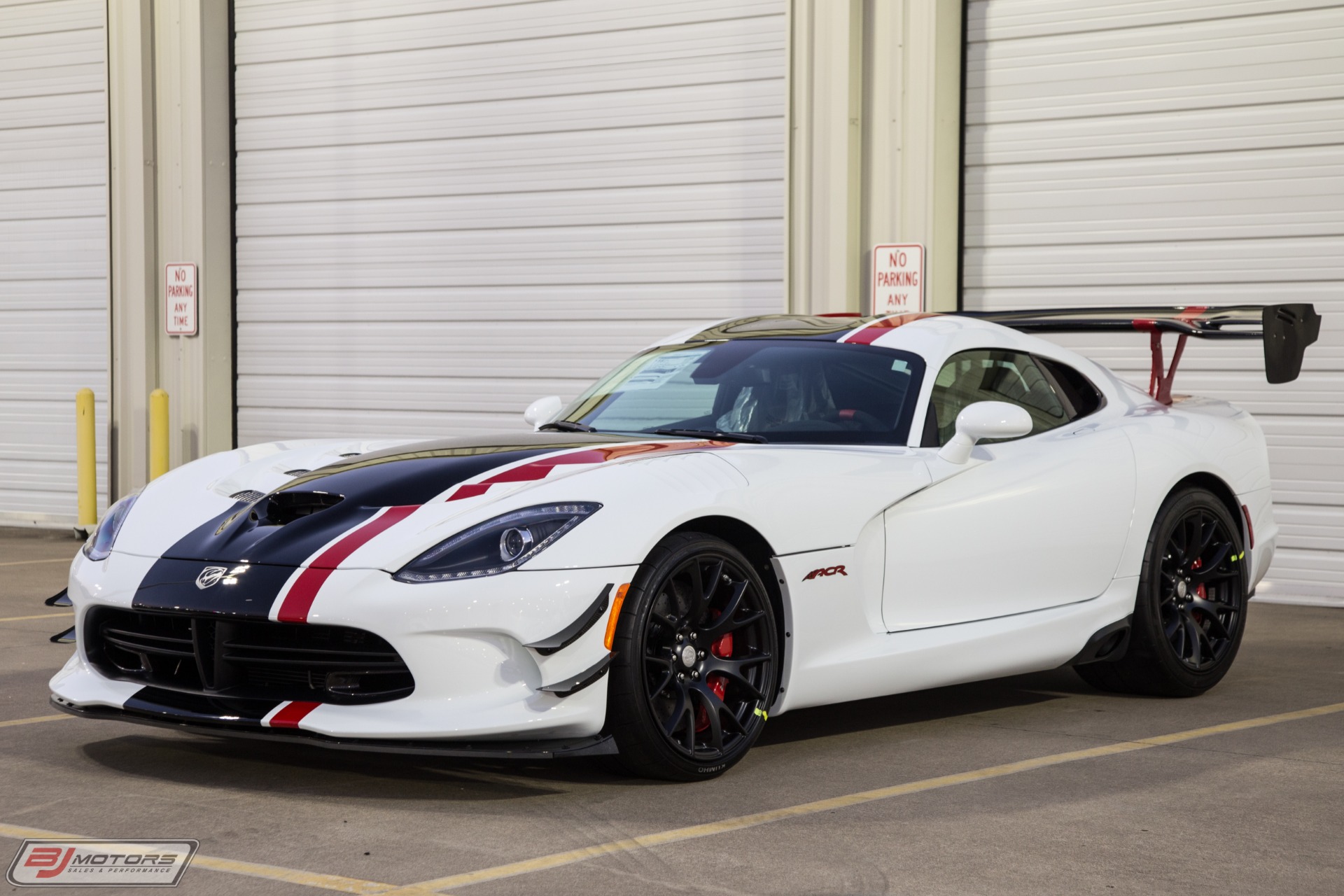 Used-2016-Dodge-Viper-ACR-Extreme