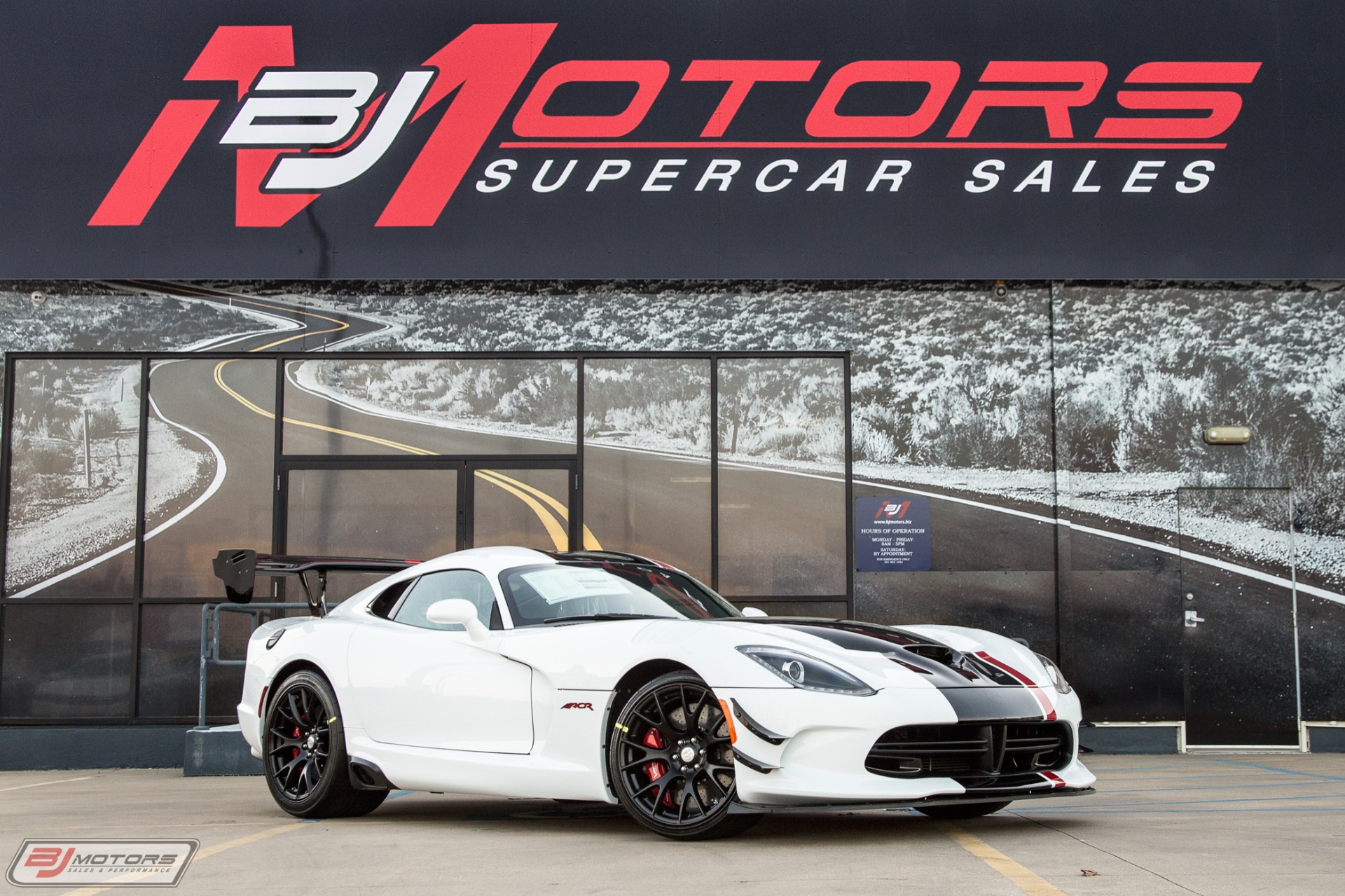 Used-2016-Dodge-Viper-ACR-Extreme