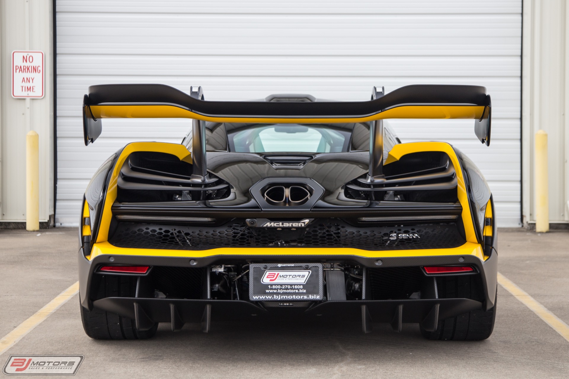 Used-2019-McLaren-Senna-MSO-Bespoke-Jet-Black-Paint