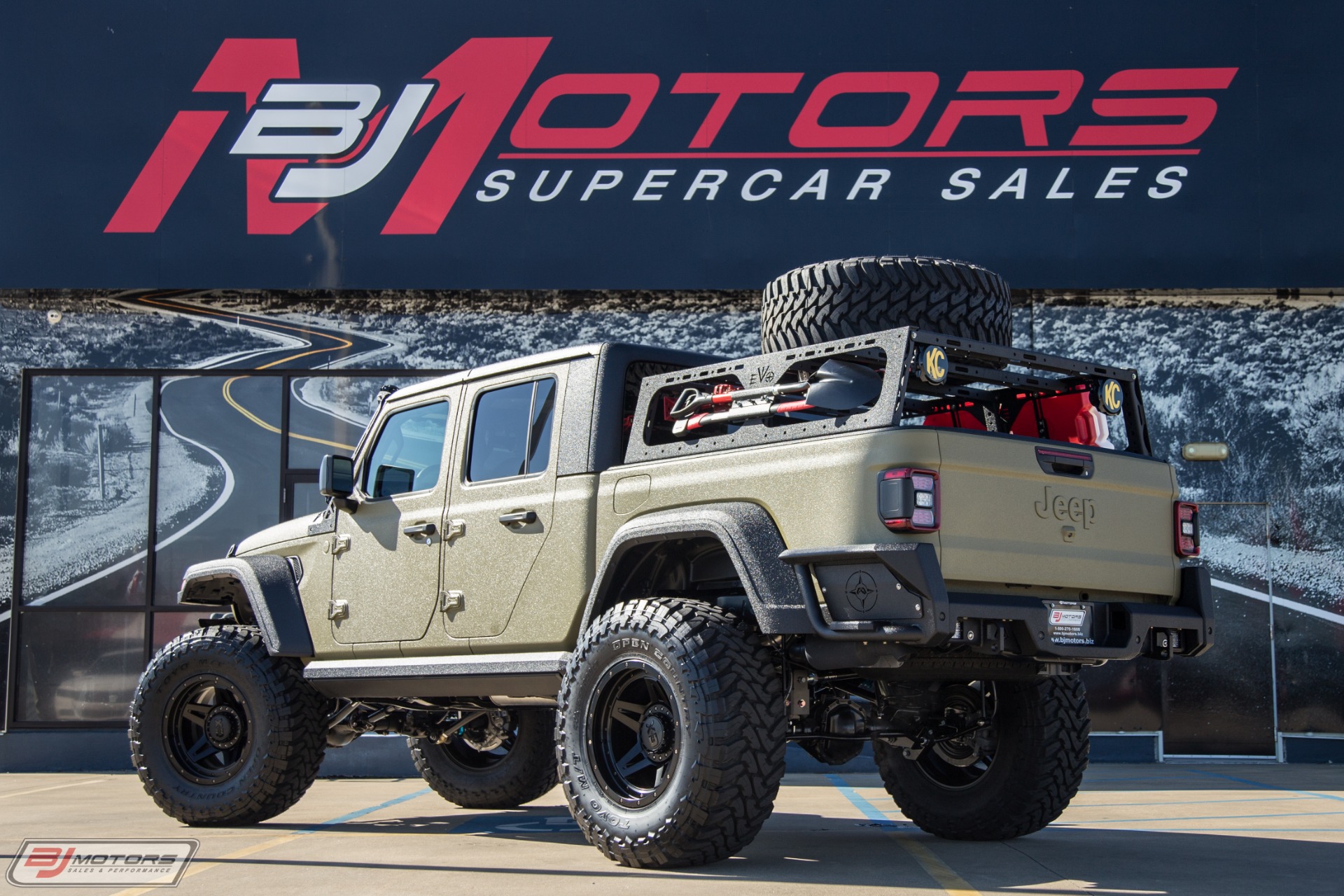 Used-2020-Jeep-Gladiator-Sport