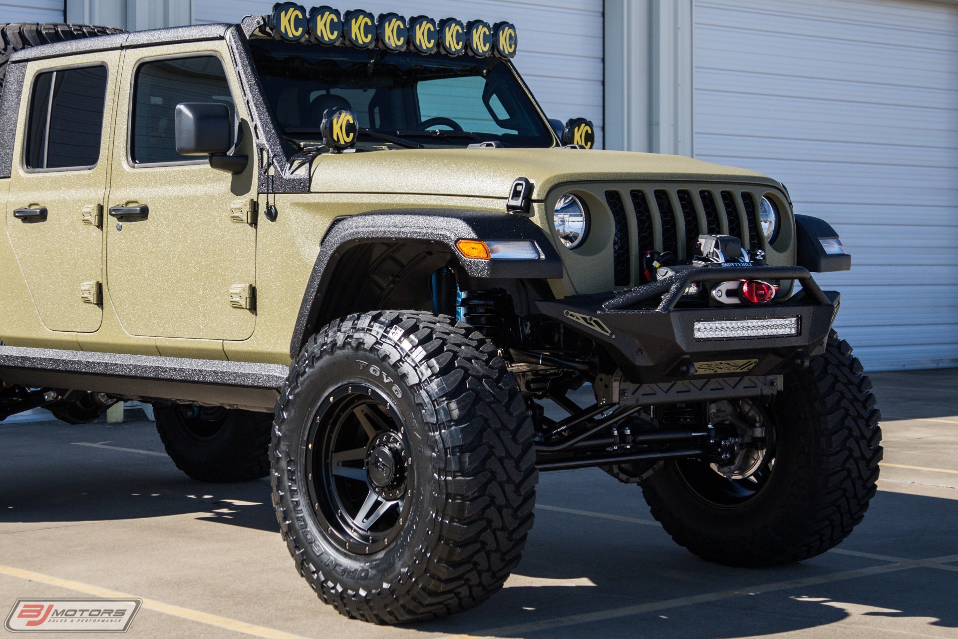 Used-2020-Jeep-Gladiator-Sport