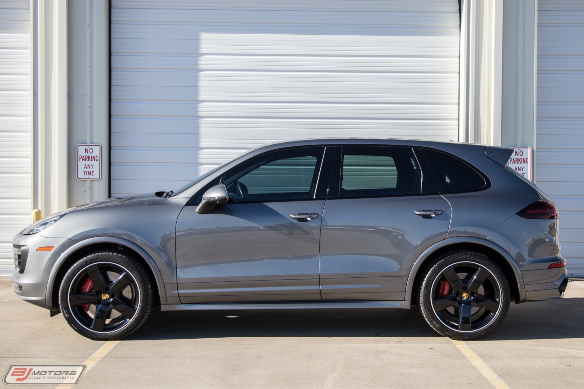 Used-2018-Porsche-Cayenne-GTS