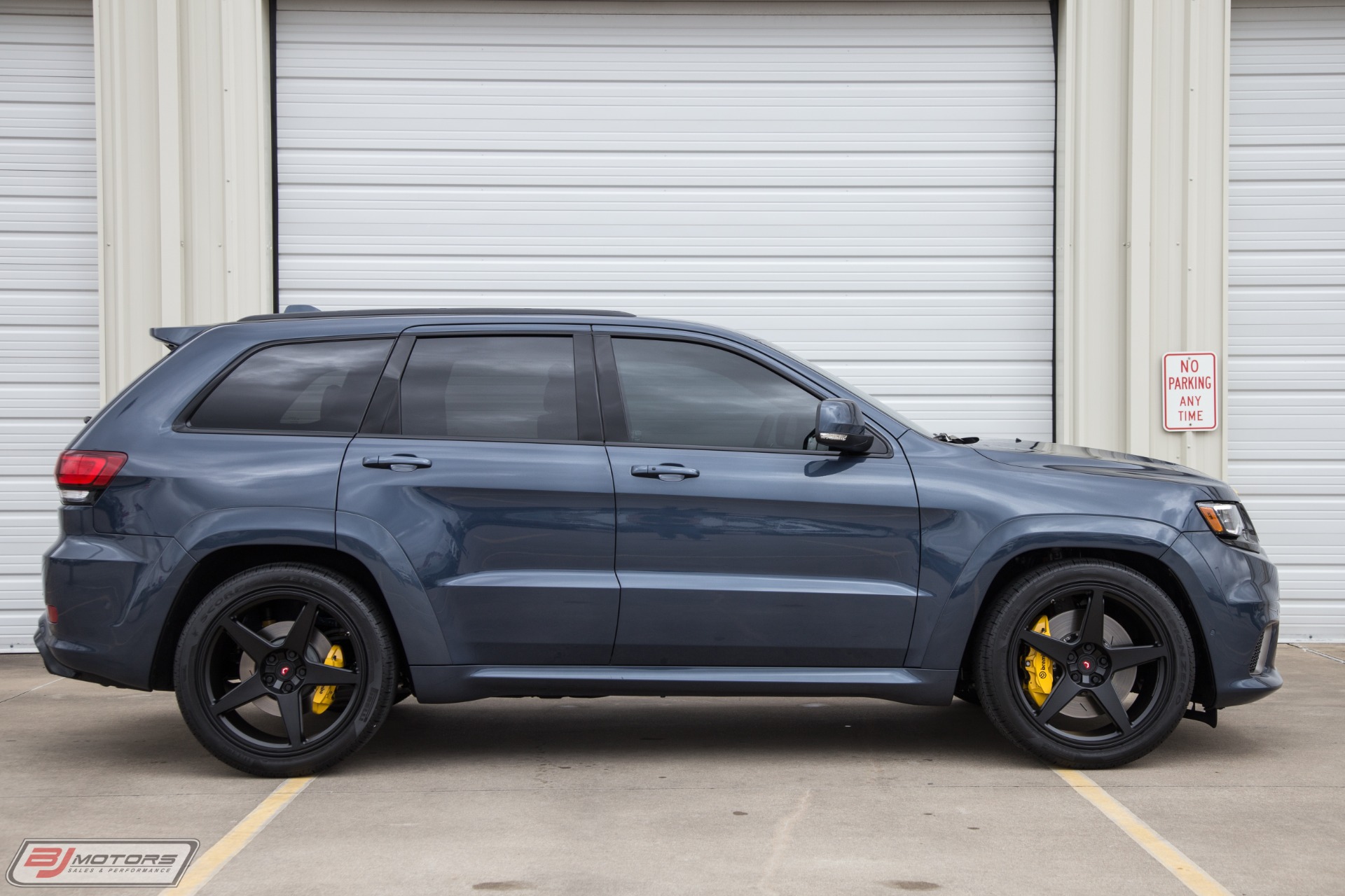 Used-2020-Jeep-Grand-Cherokee-Trackhawk