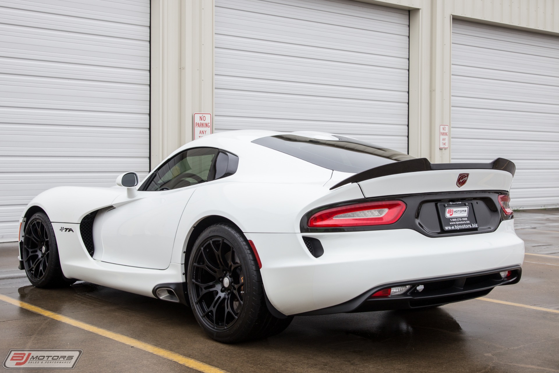 Used-2014-Dodge-Viper-TA-10