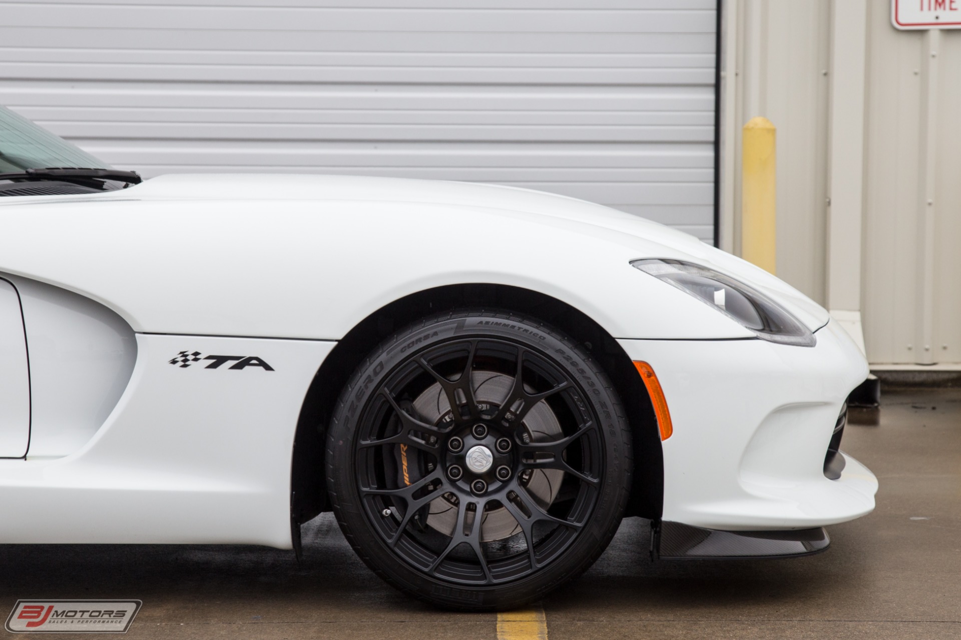 Used-2014-Dodge-Viper-TA-10