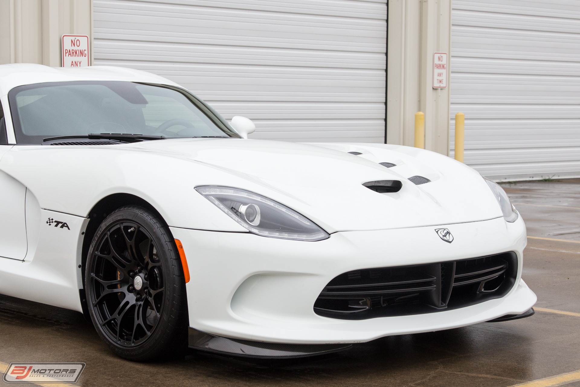 Used-2014-Dodge-Viper-TA-10