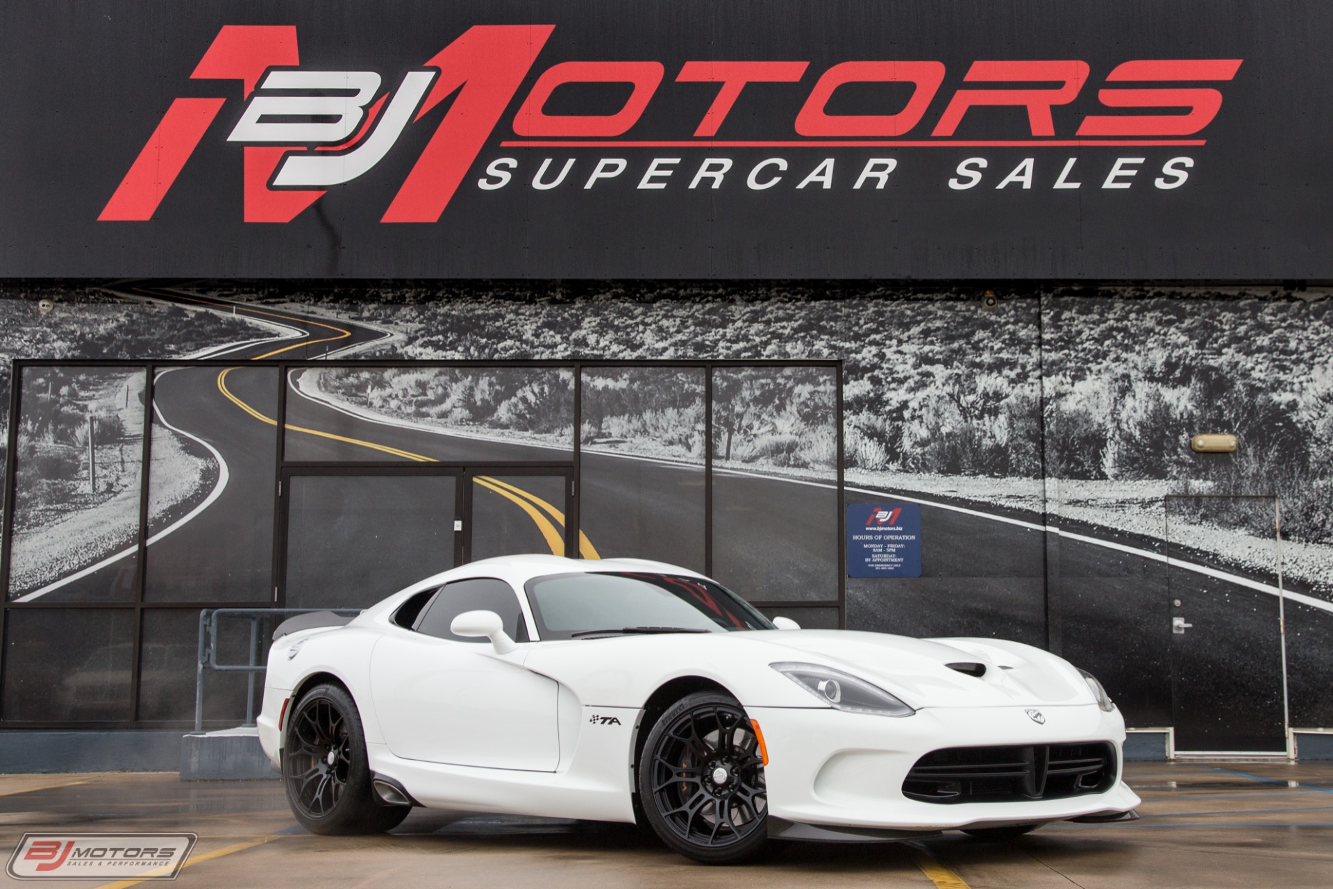 Used-2014-Dodge-Viper-TA-10