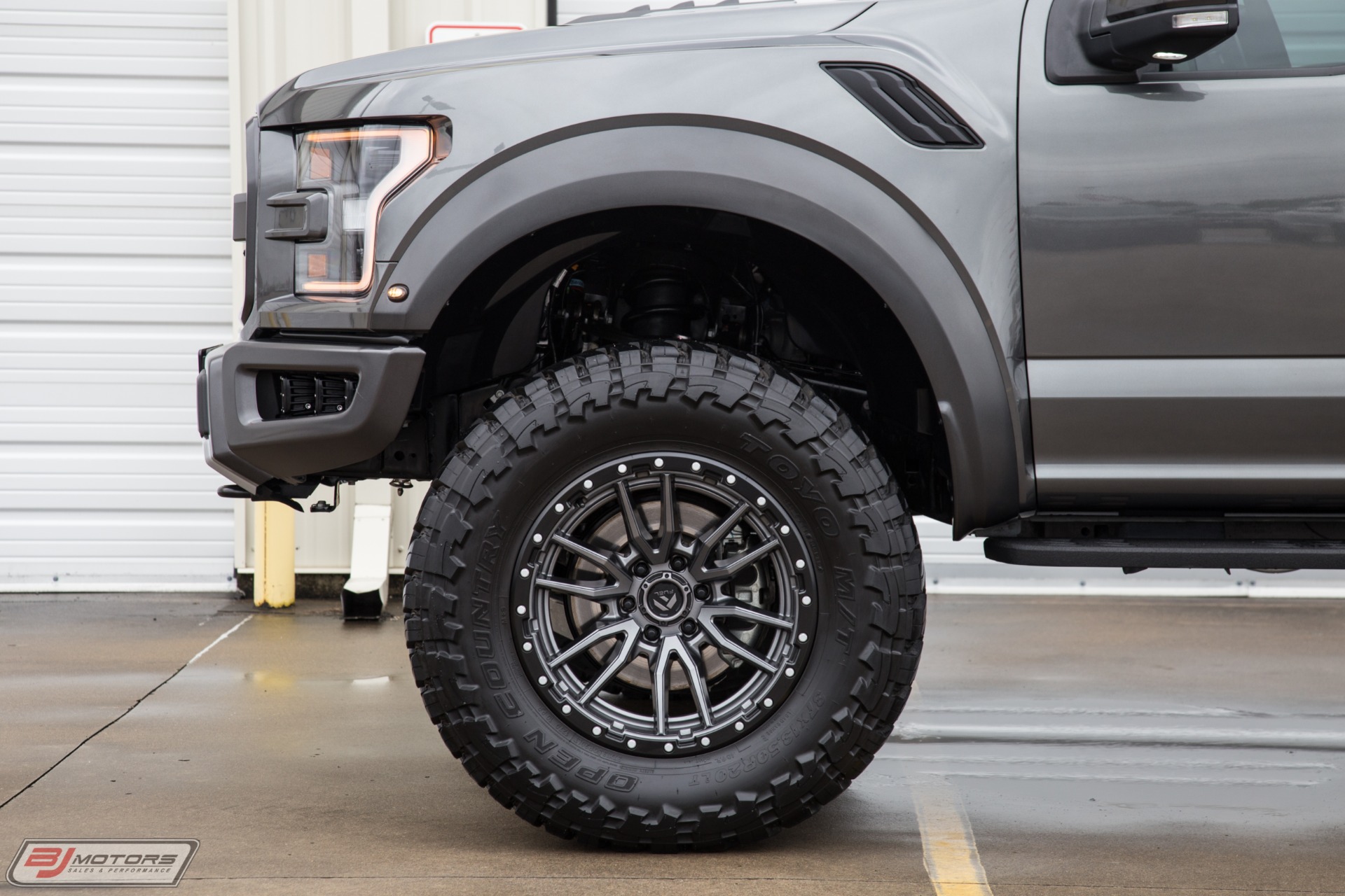 Used-2019-Ford-F-150-Raptor