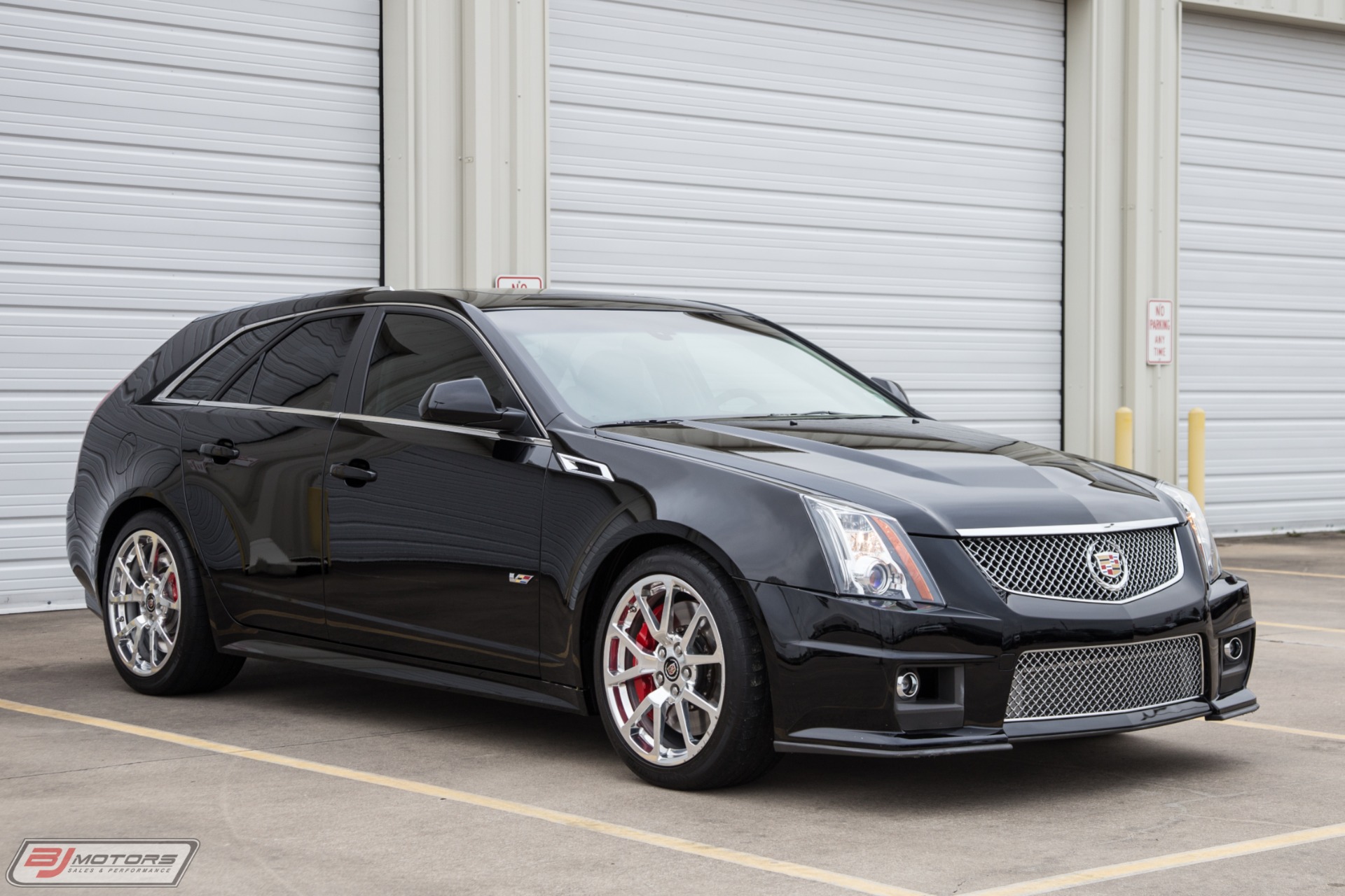 Used-2014-Cadillac-CTS-V-Wagon-HPE700-Package