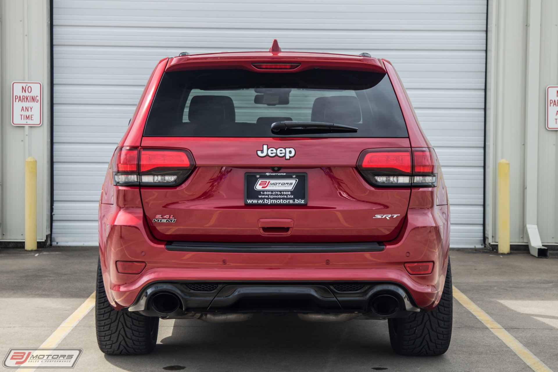 Used-2014-Jeep-Grand-Cherokee-SRT