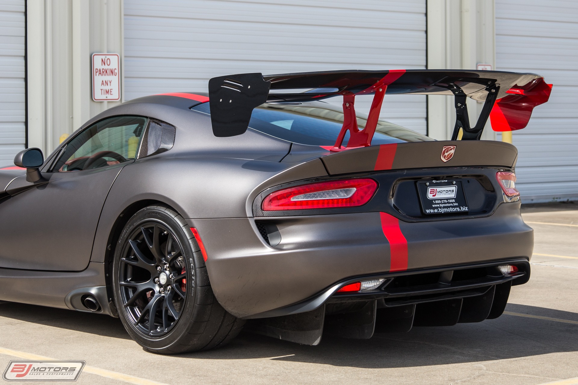 Used-2016-Dodge-Viper-ACR-Extreme