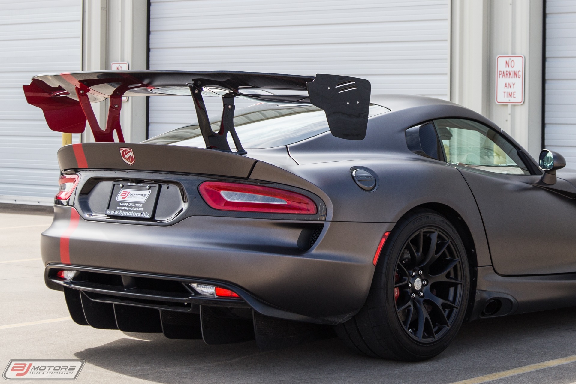 Used-2016-Dodge-Viper-ACR-Extreme