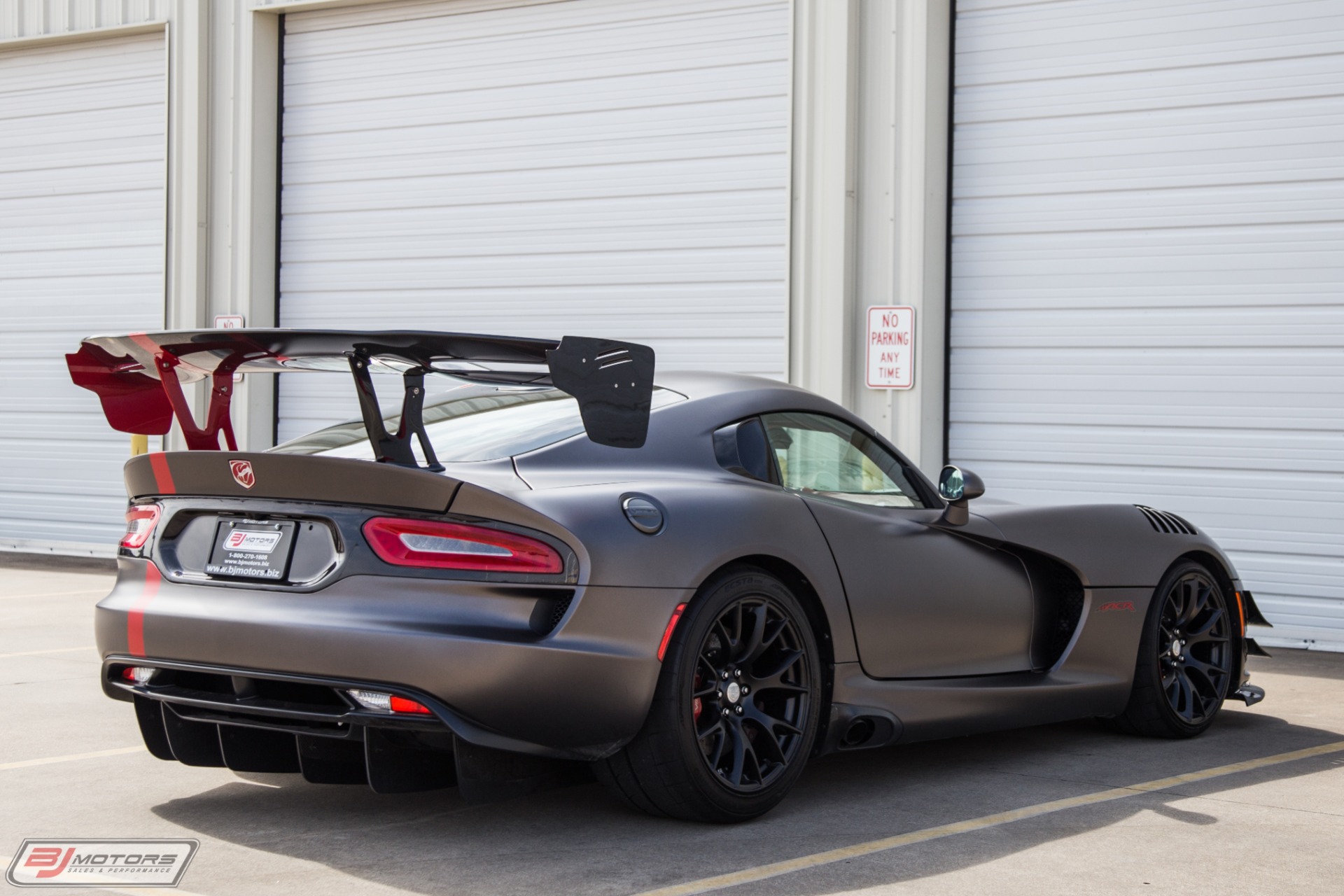 Used-2016-Dodge-Viper-ACR-Extreme