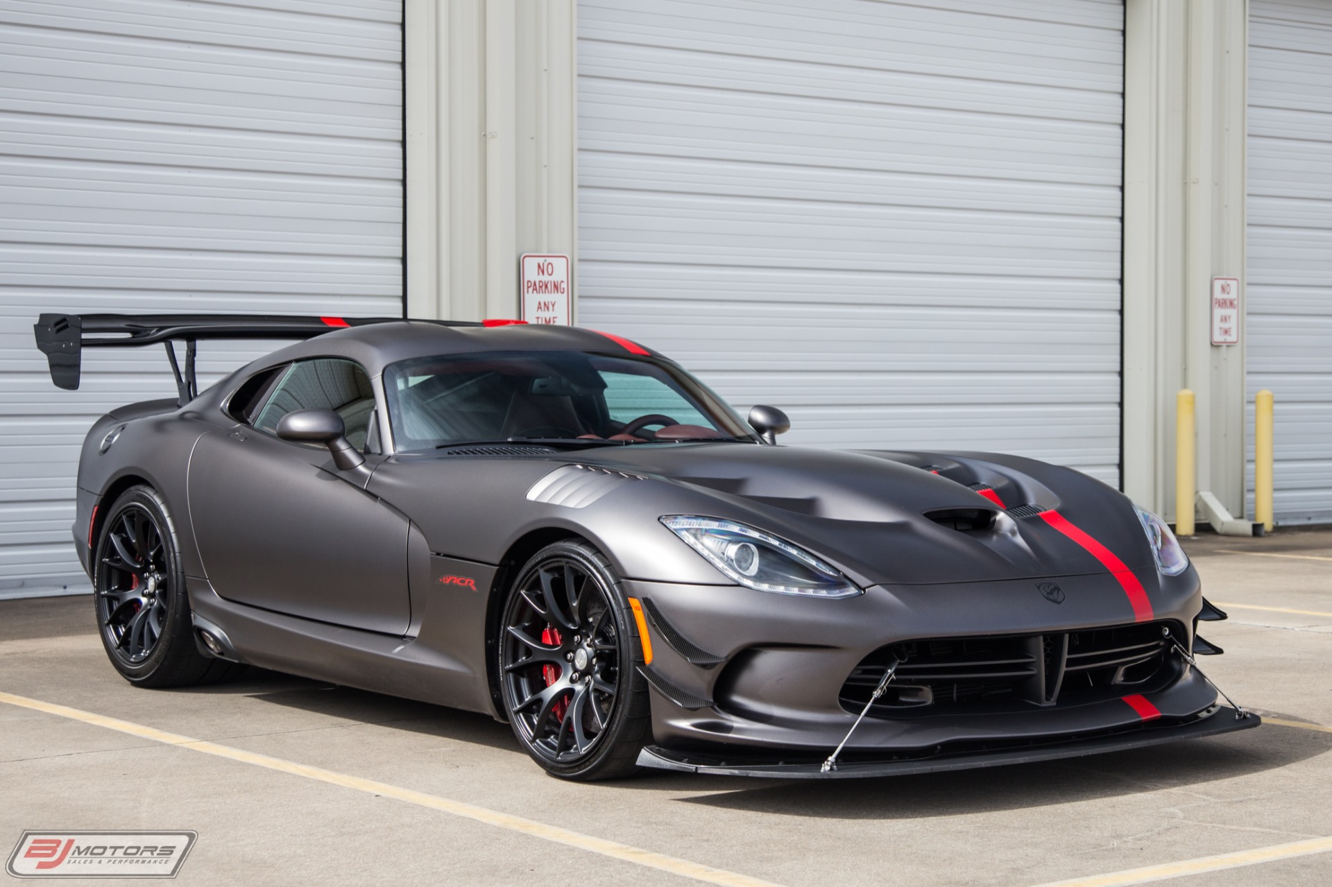 Used-2016-Dodge-Viper-ACR-Extreme