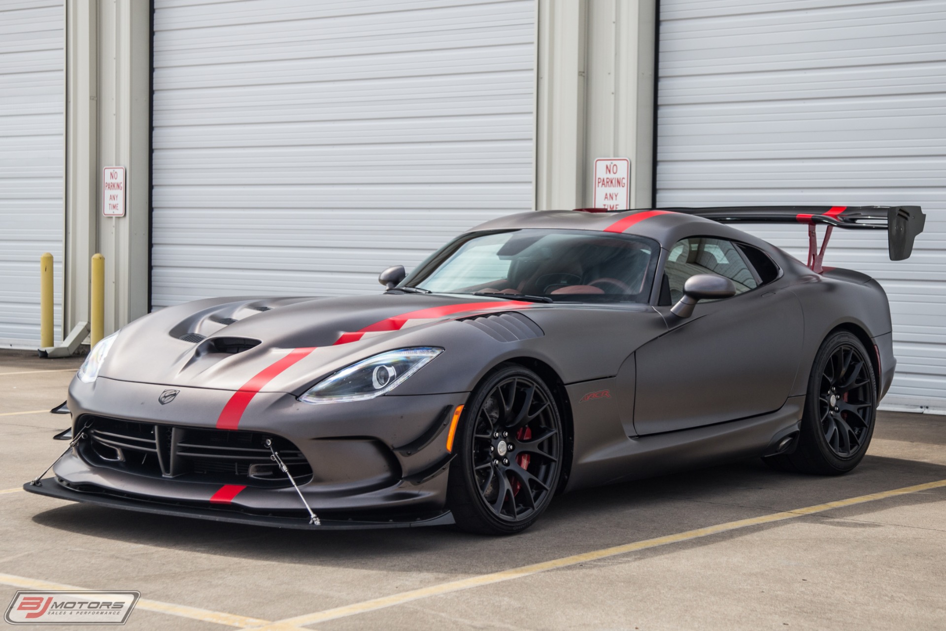 Used-2016-Dodge-Viper-ACR-Extreme