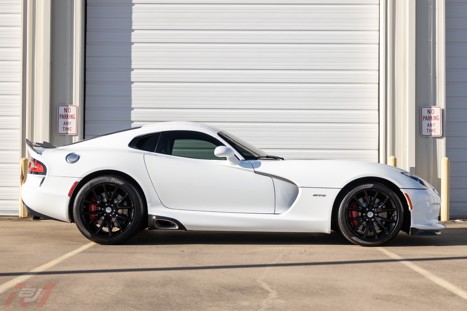 Used-2014-Dodge-Viper-GTS