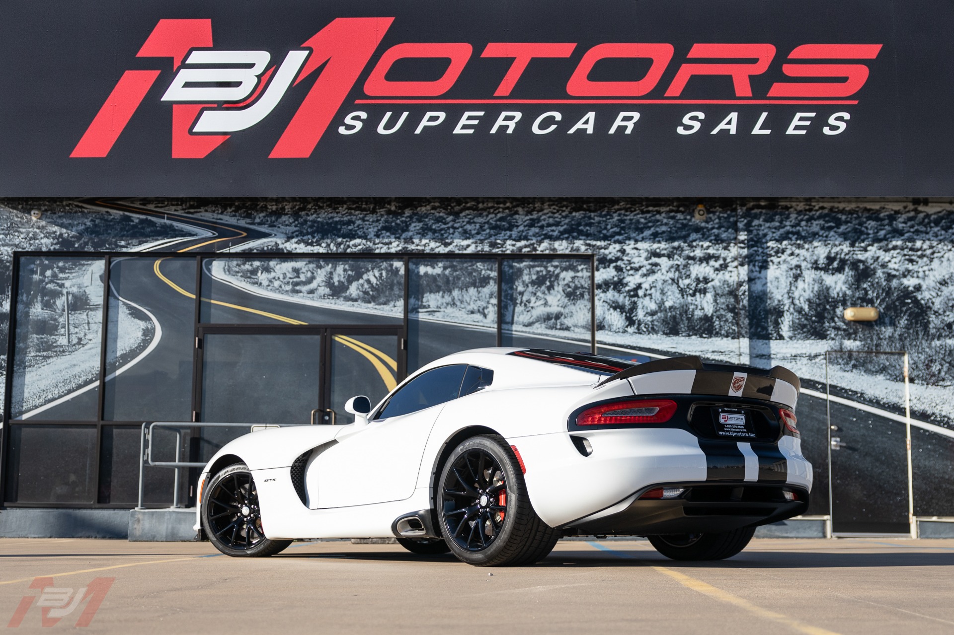 Used-2014-Dodge-Viper-GTS