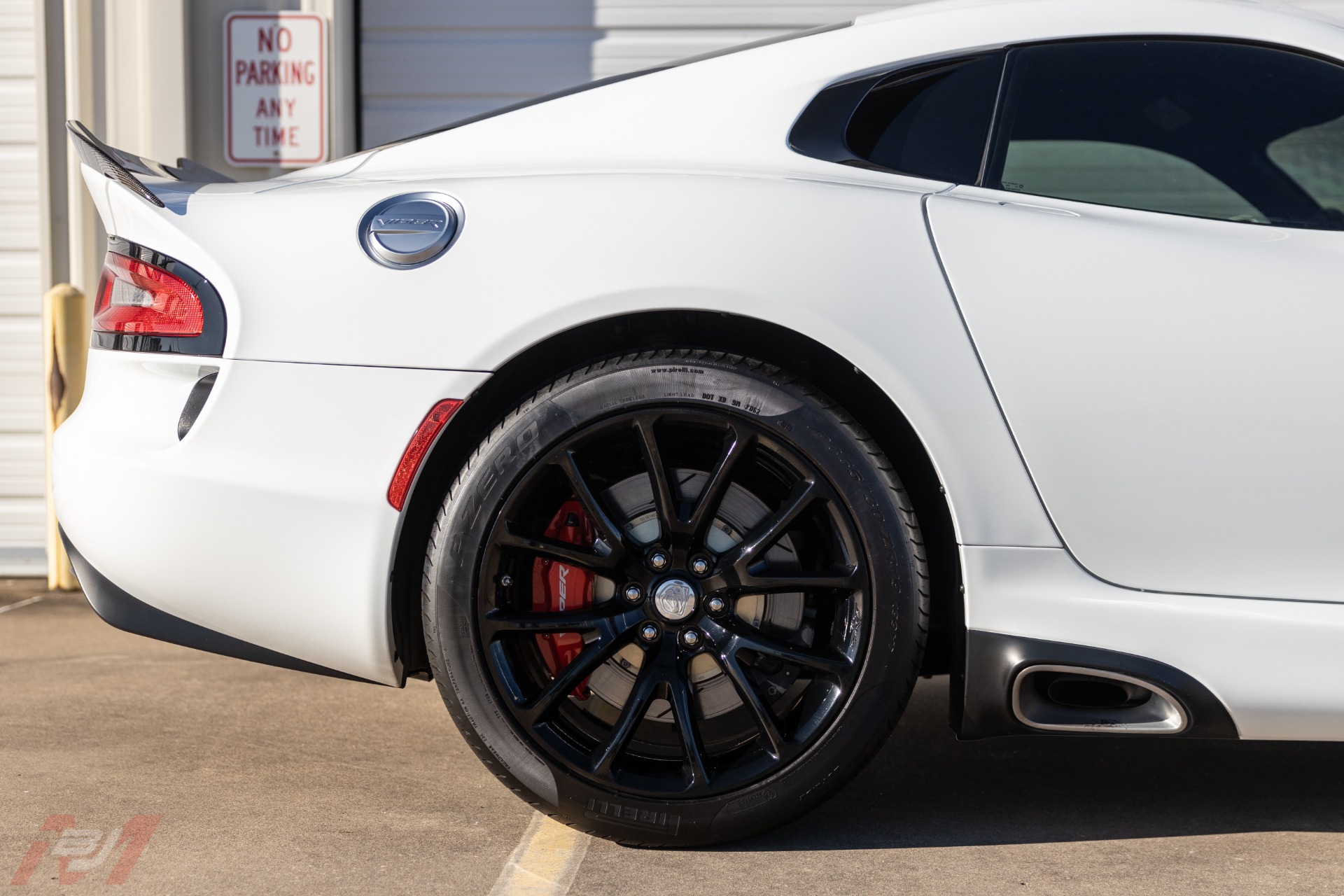 Used-2014-Dodge-Viper-GTS