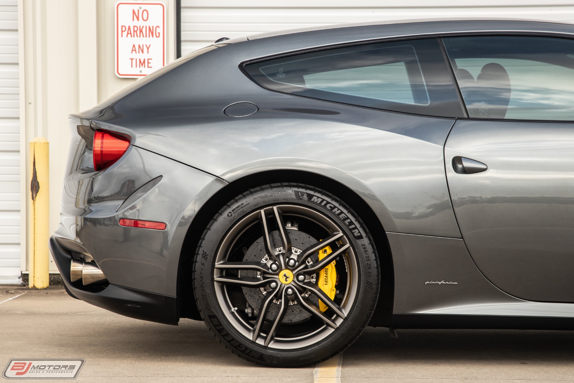 Used-2012-Ferrari-FF