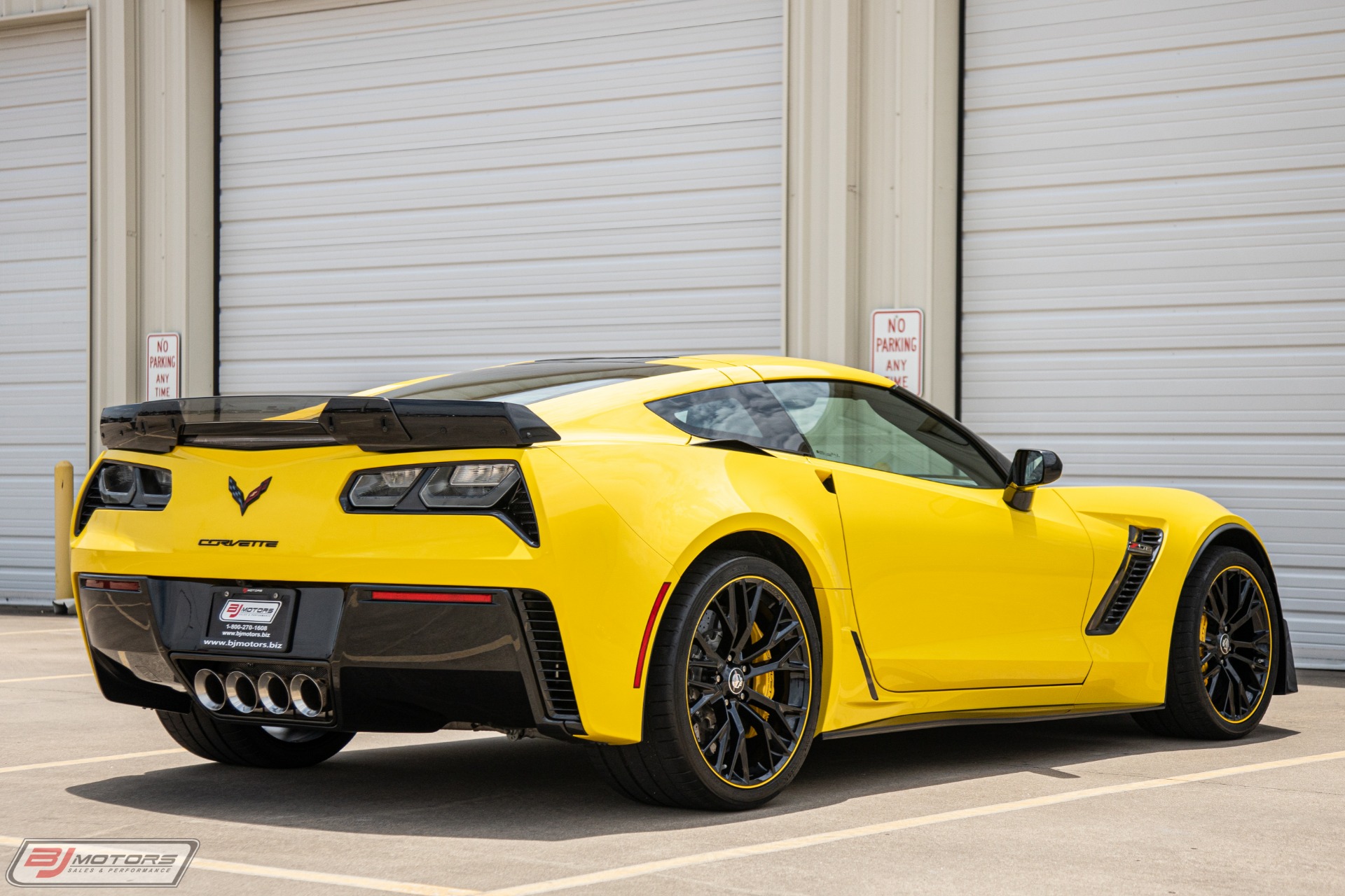 Used-2016-Chevrolet-Corvette-Z06-C7R-Edition