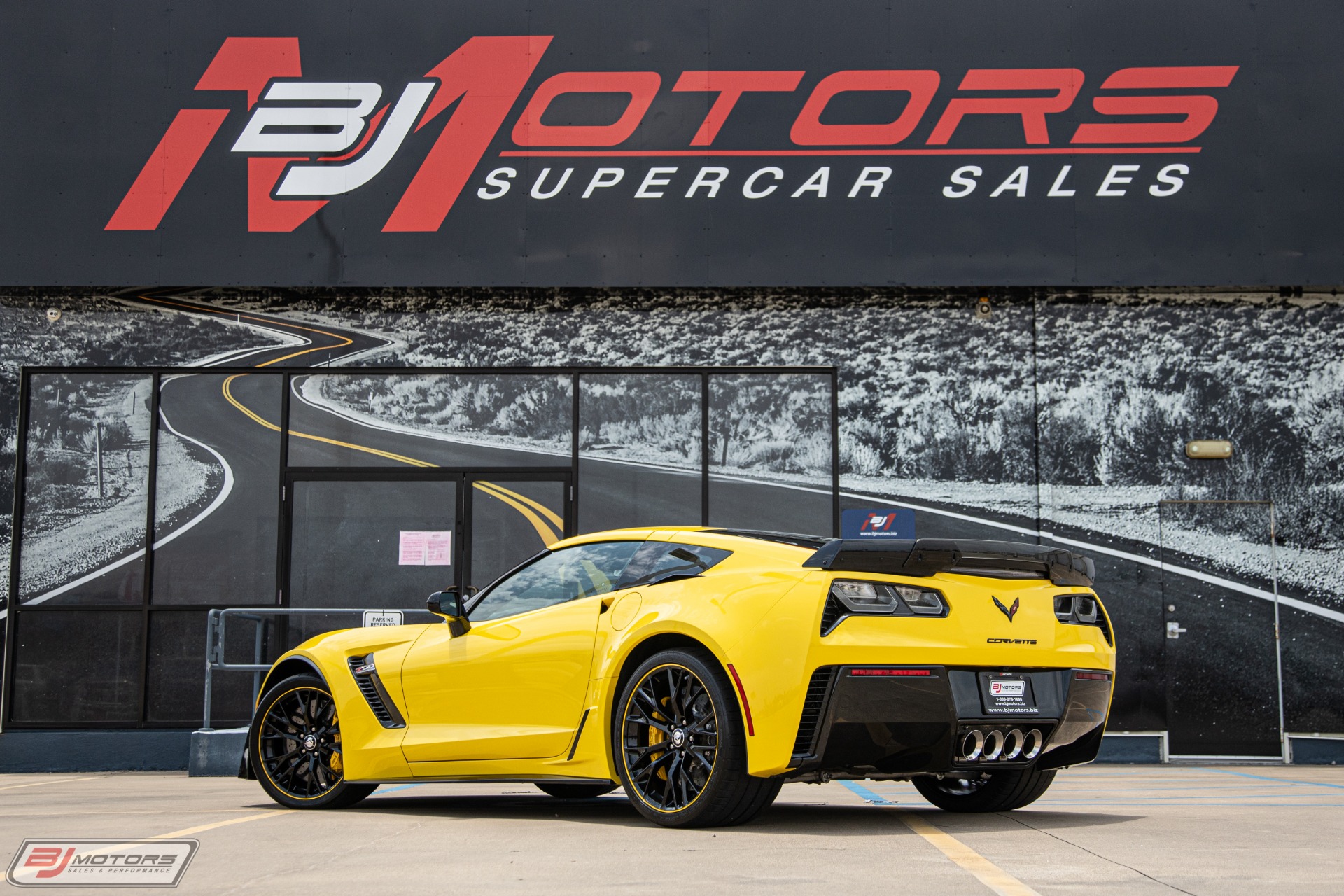 Used-2016-Chevrolet-Corvette-Z06-C7R-Edition