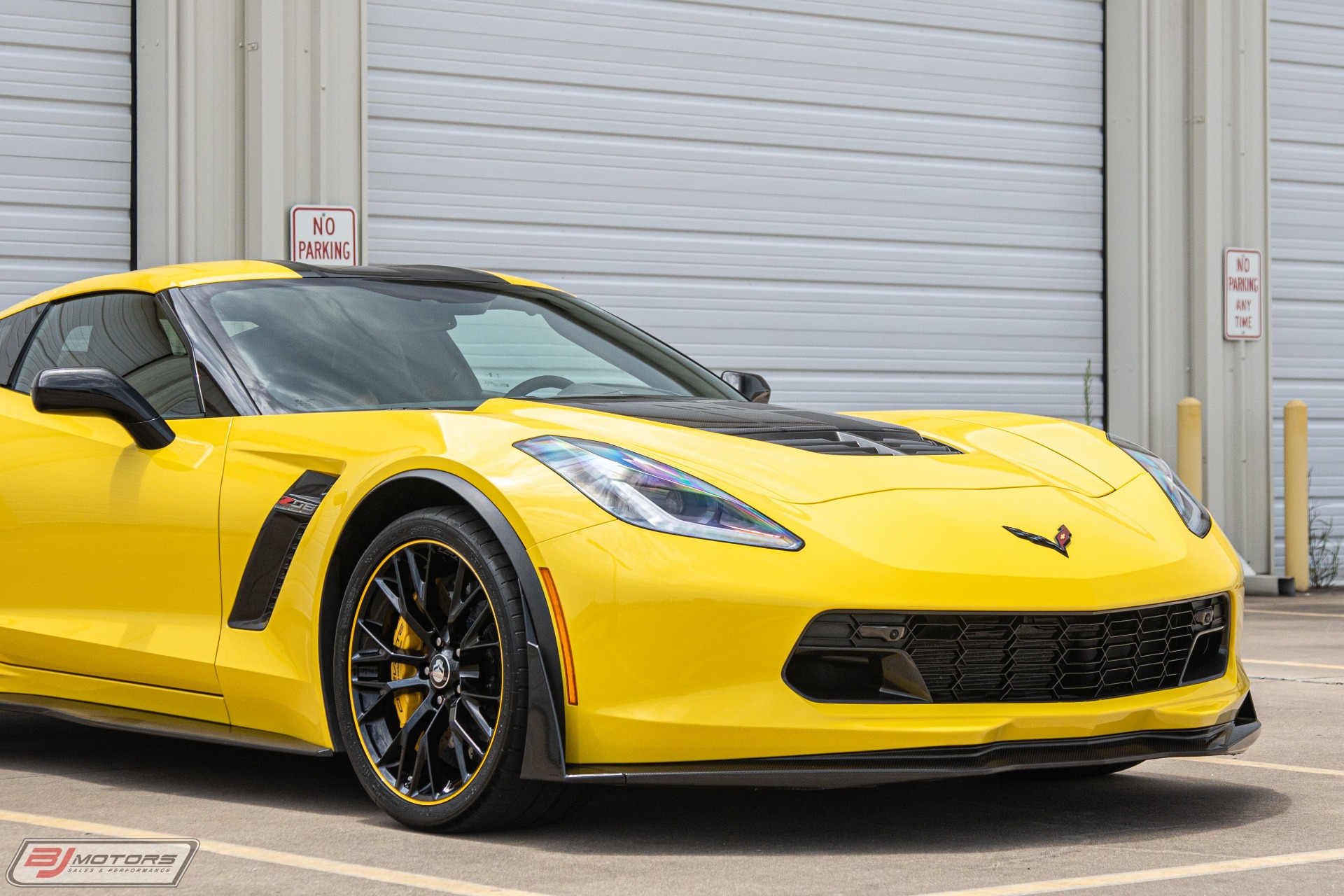 Used-2016-Chevrolet-Corvette-Z06-C7R-Edition