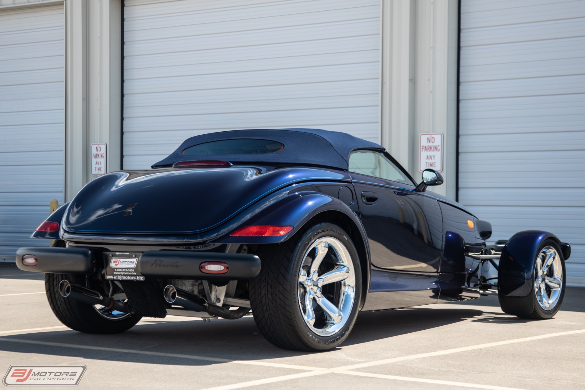 Used-2001-Chrysler-Prowler-Mulholland-Edition