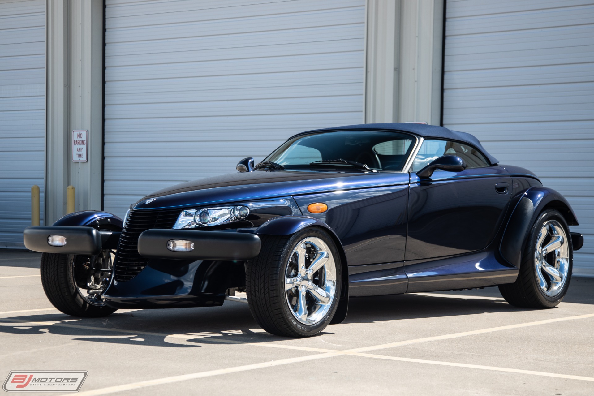 Used-2001-Chrysler-Prowler-Mulholland-Edition