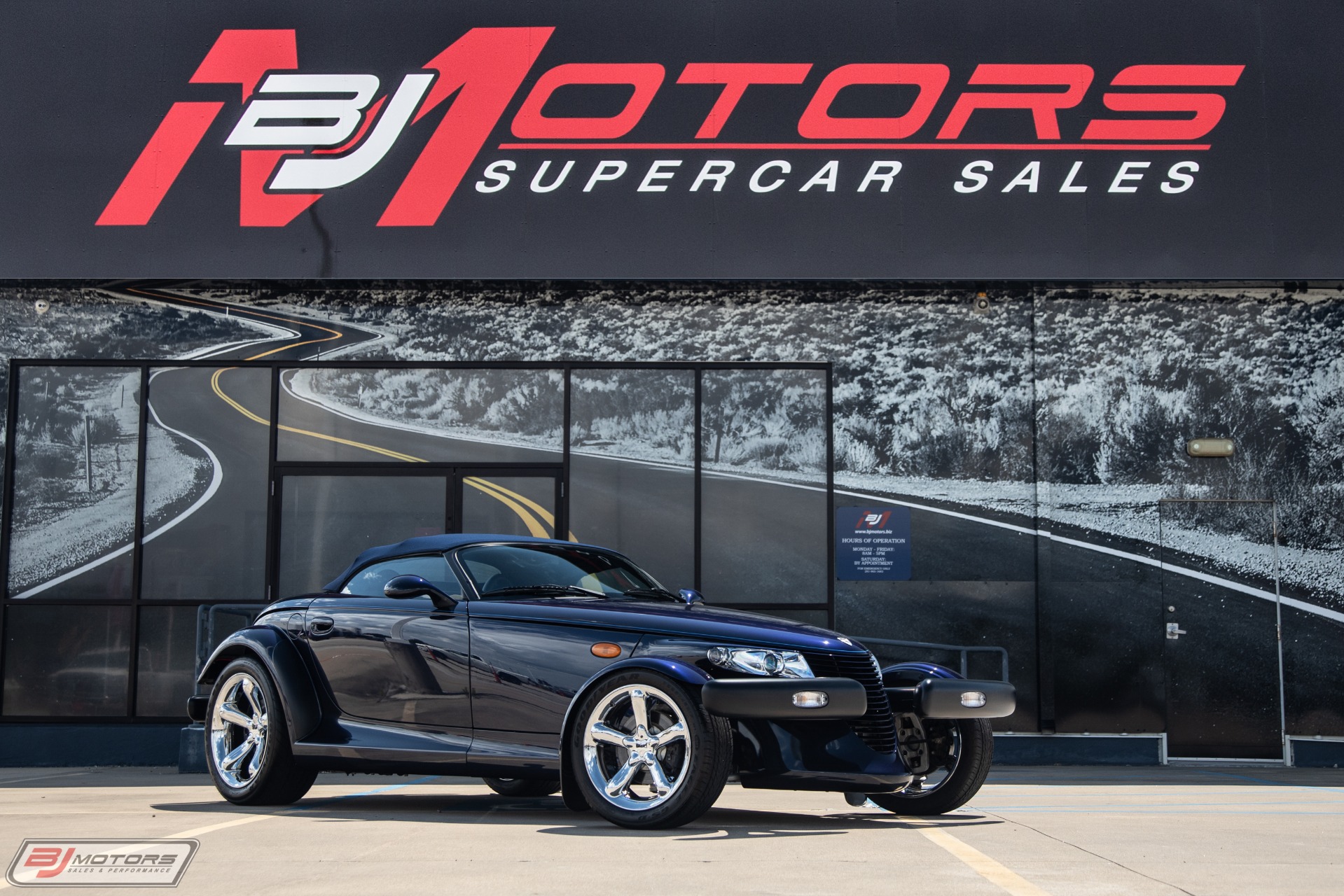 Used-2001-Chrysler-Prowler-Mulholland-Edition