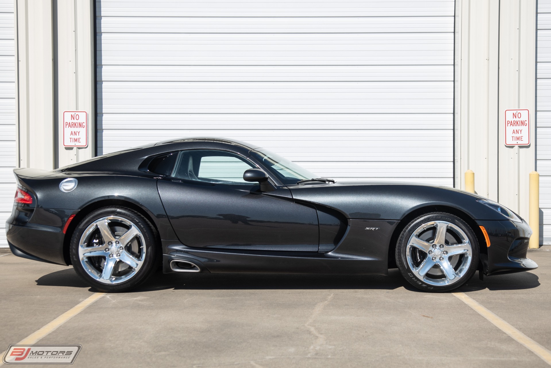 Used-2013-Dodge-Viper-SRT