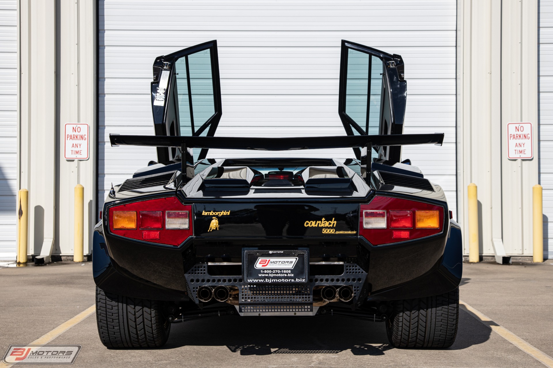 Used-1987-Lamborghini-Countach-LP5000-QV