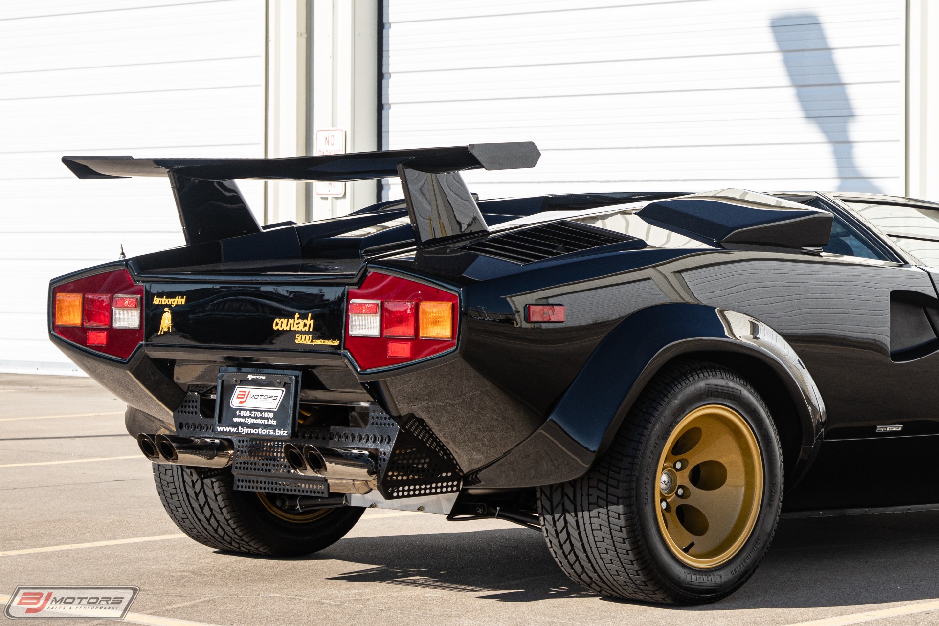 Used-1987-Lamborghini-Countach-LP5000-QV