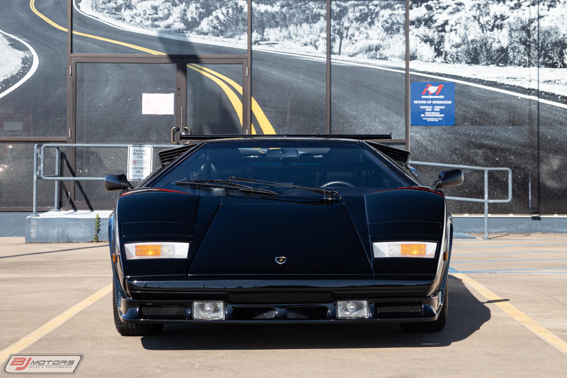 Used-1987-Lamborghini-Countach-LP5000-QV