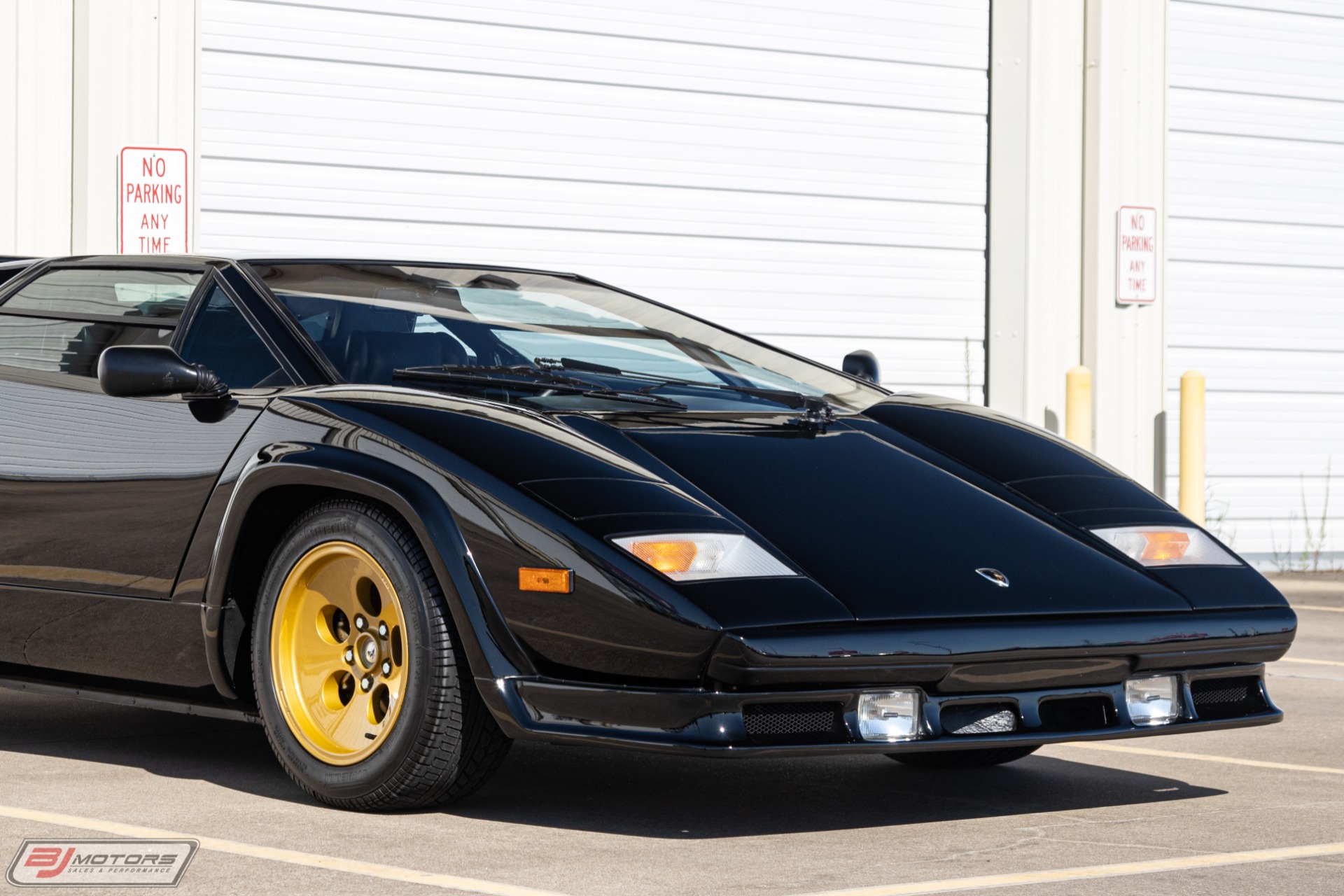 Used-1987-Lamborghini-Countach-LP5000-QV